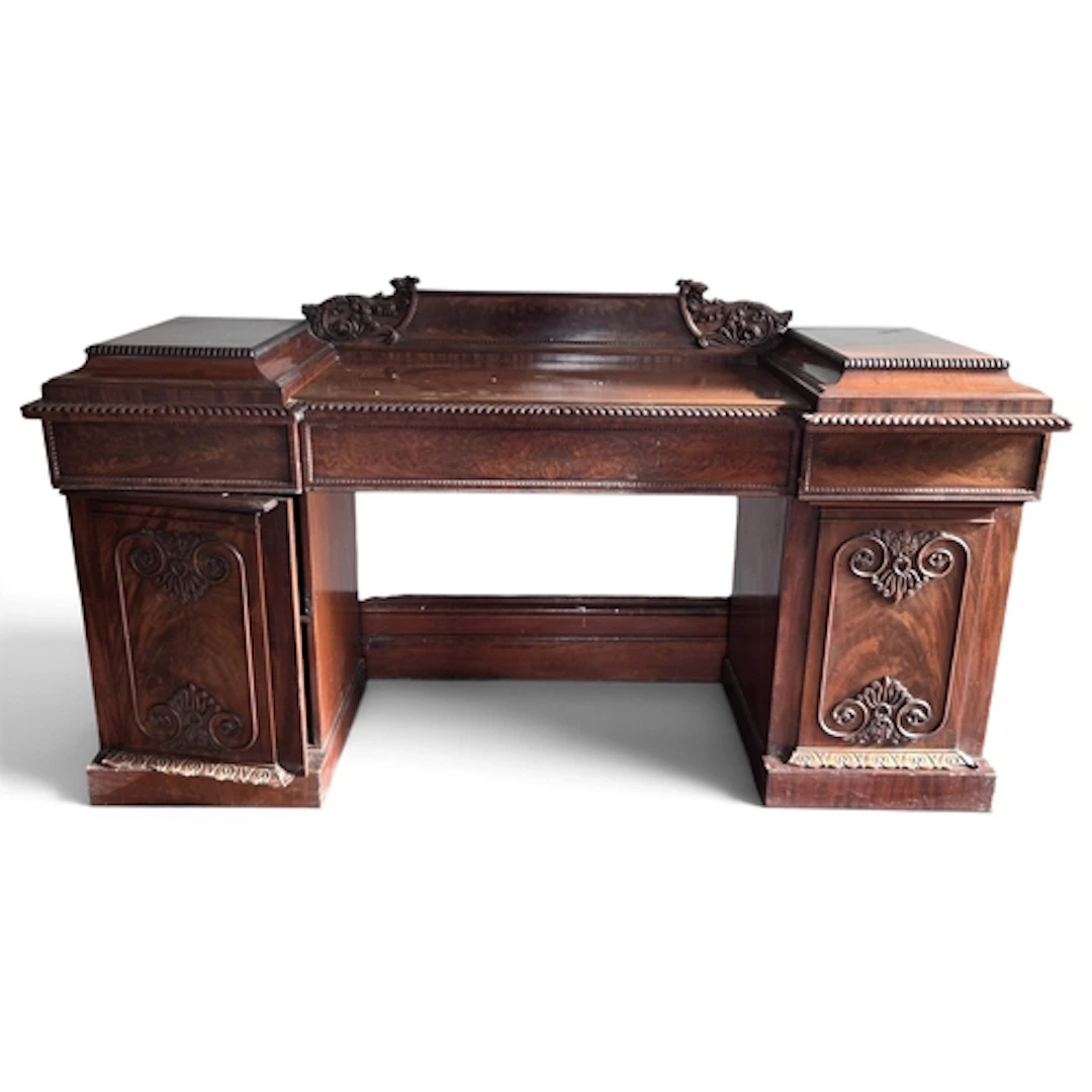 A fantastic early to mid 19th Century Mahogany Irish Pedesta...