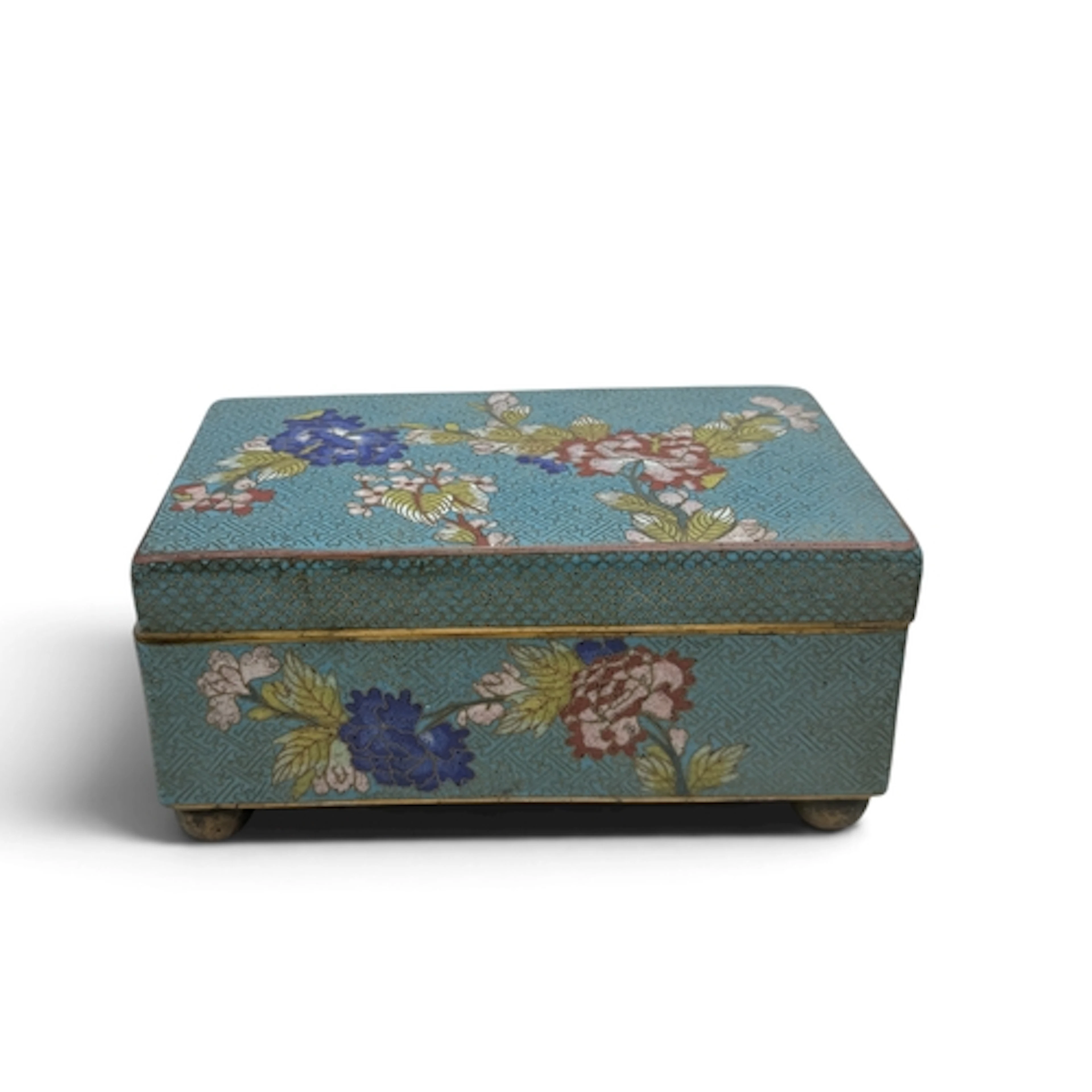 A CHINESE CLOISSINE BOX Containing a collection of chinese c...
