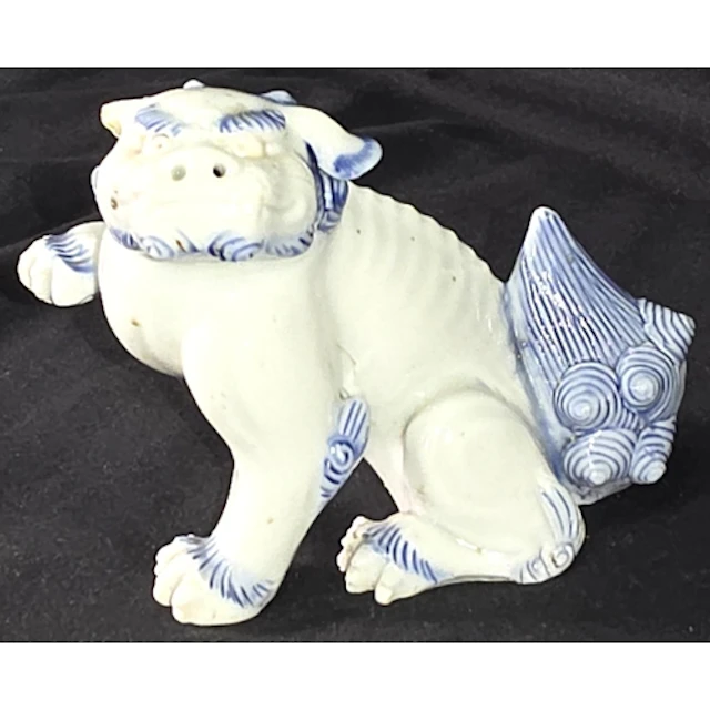 A Japanese porcelain figure of Hirado Lion dog, length 10cm ...