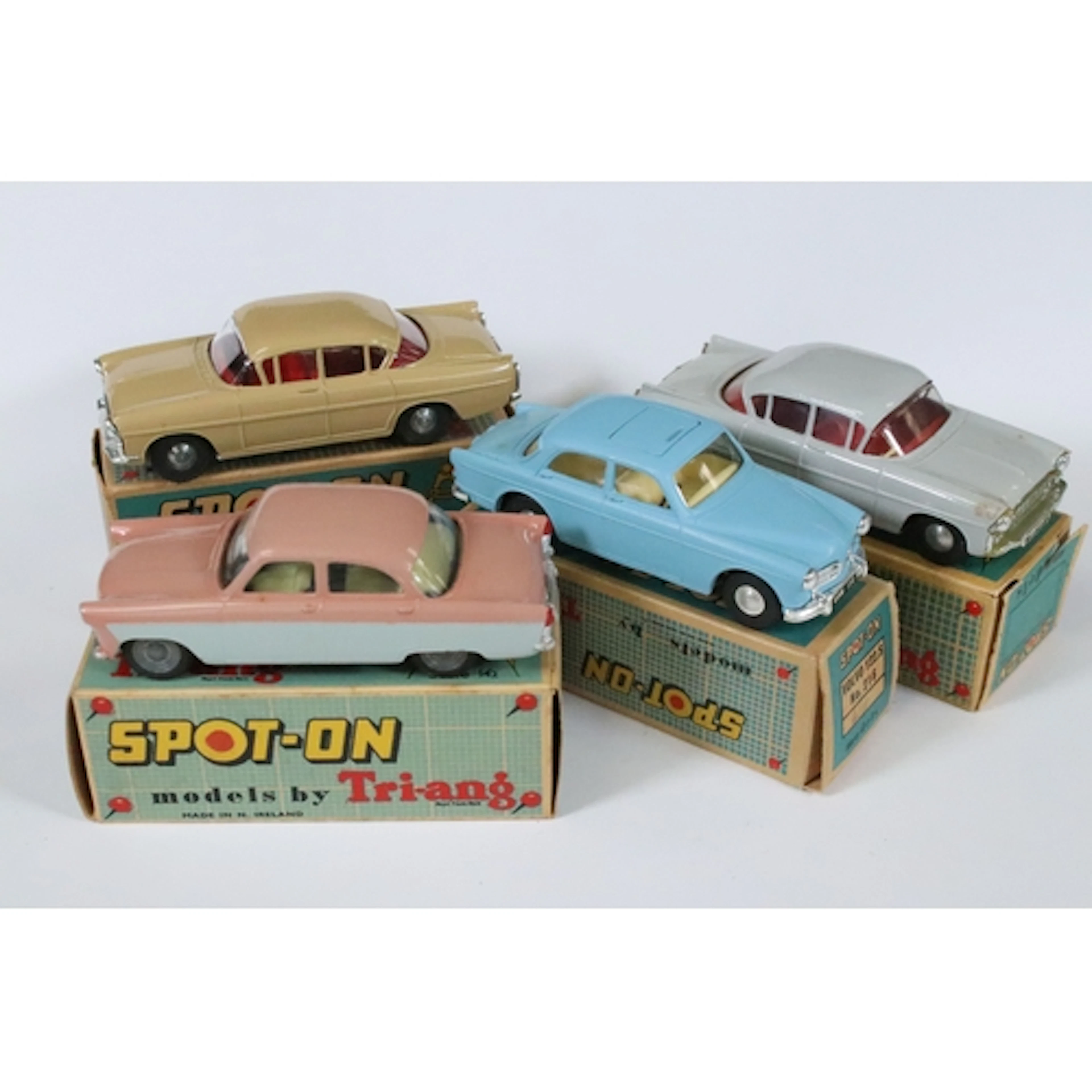 Four boxed Triang Spot On diecast models to include 165 Vaux...