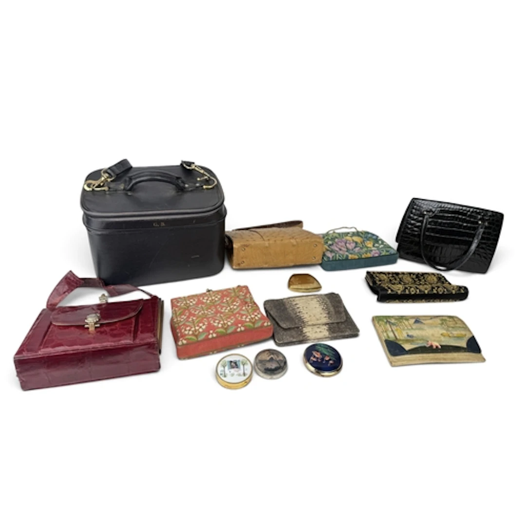 COTY AND OTHER POWDER COMPACTS, VINTAGE HANDBAGS, INCLUDING ...