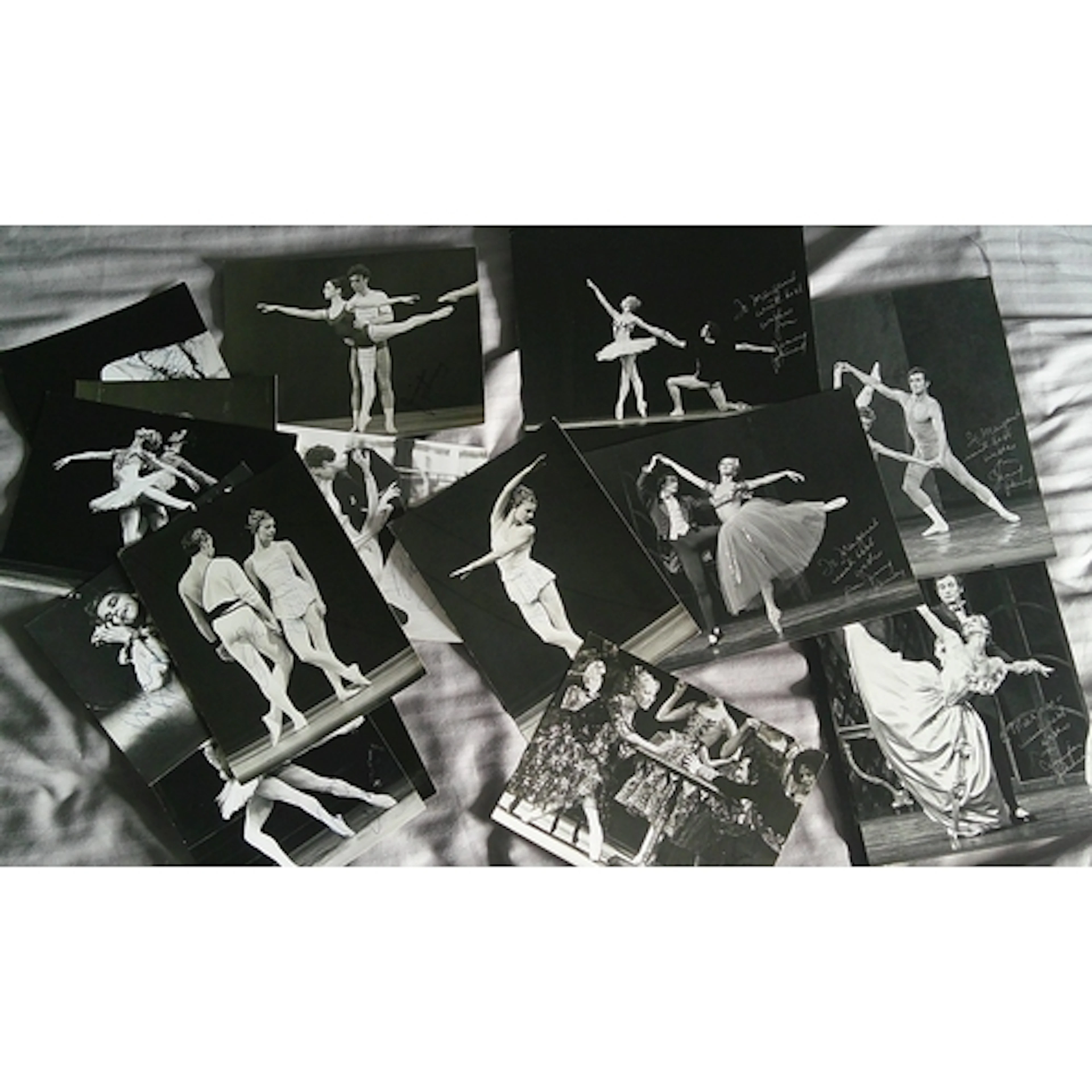 Late 60s and early 70s 17 Royal Ballet signed photographs 12...