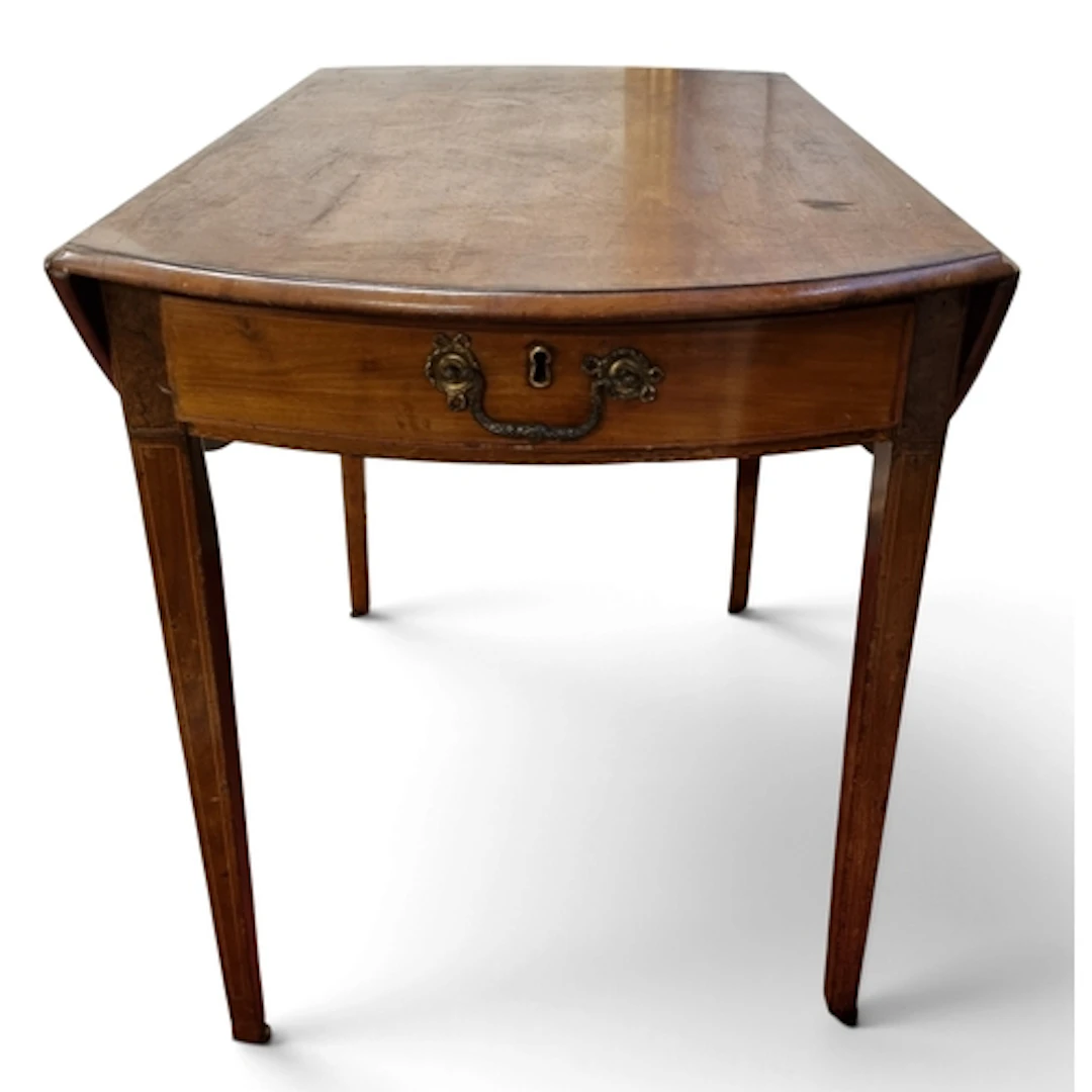 A Regency Mahogany Dropleaf Table with single frieze drawer ...