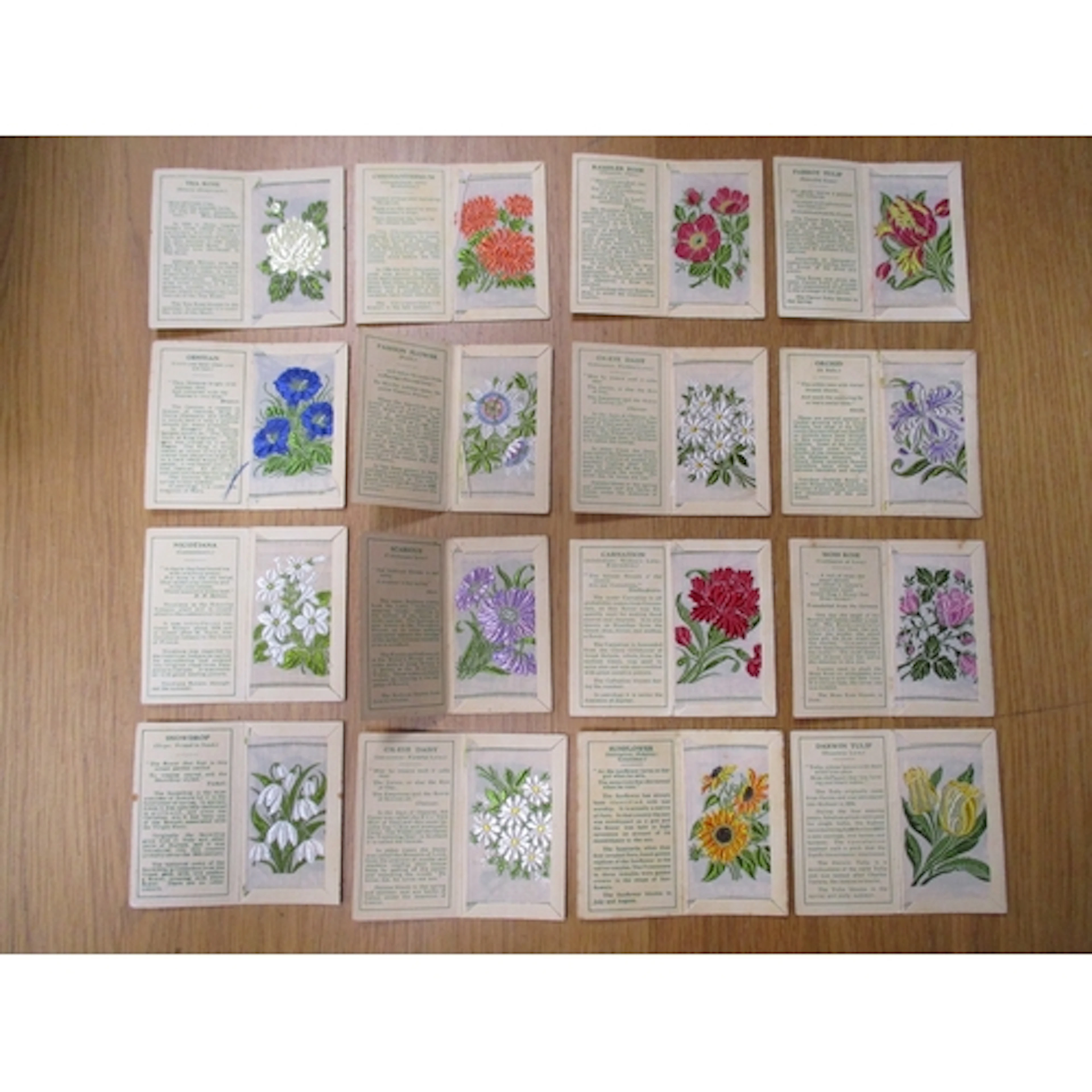 Collection in 9 albums and loose with complete sets includin...