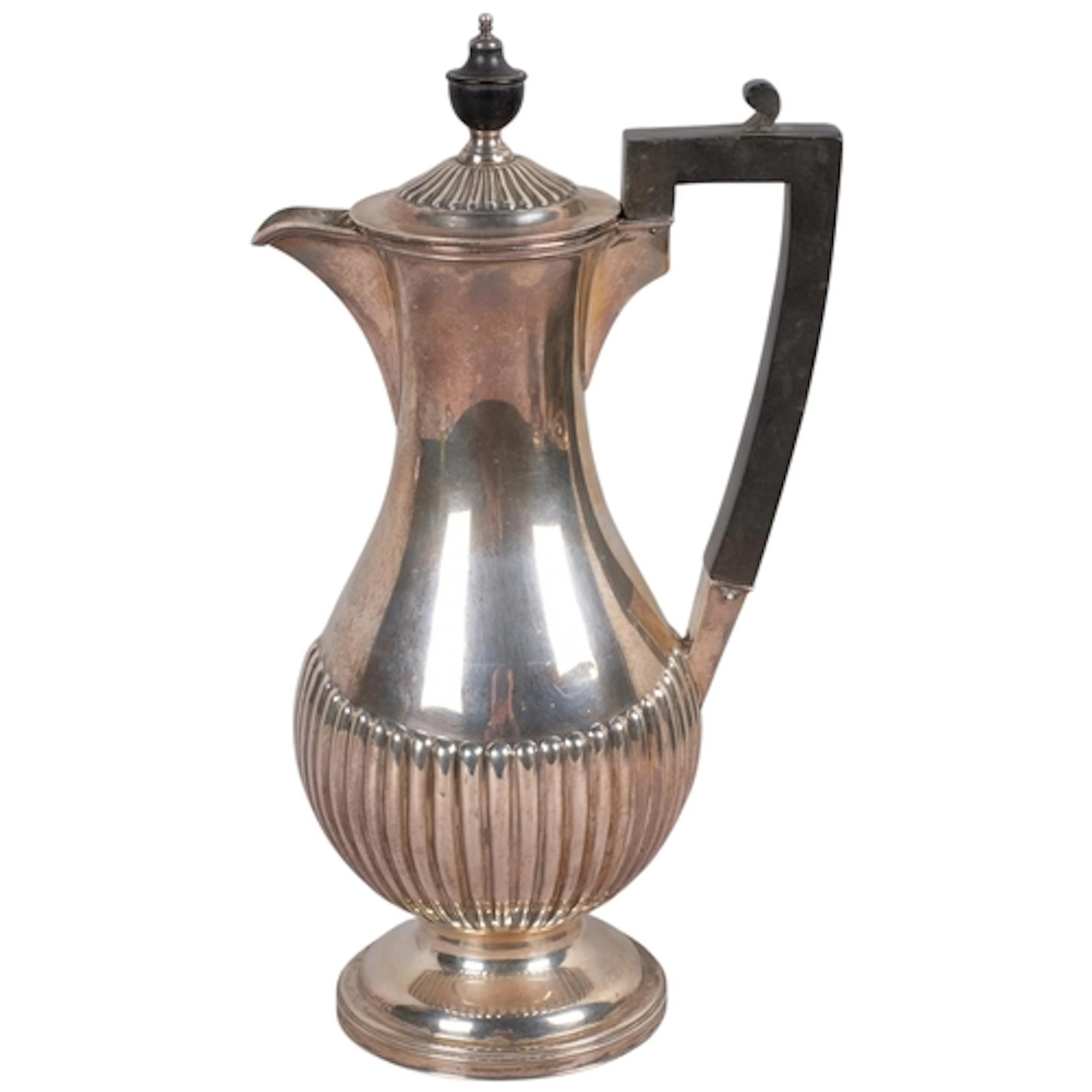 A George V silver hot water jug, Goldsmiths & Silversmiths C...
