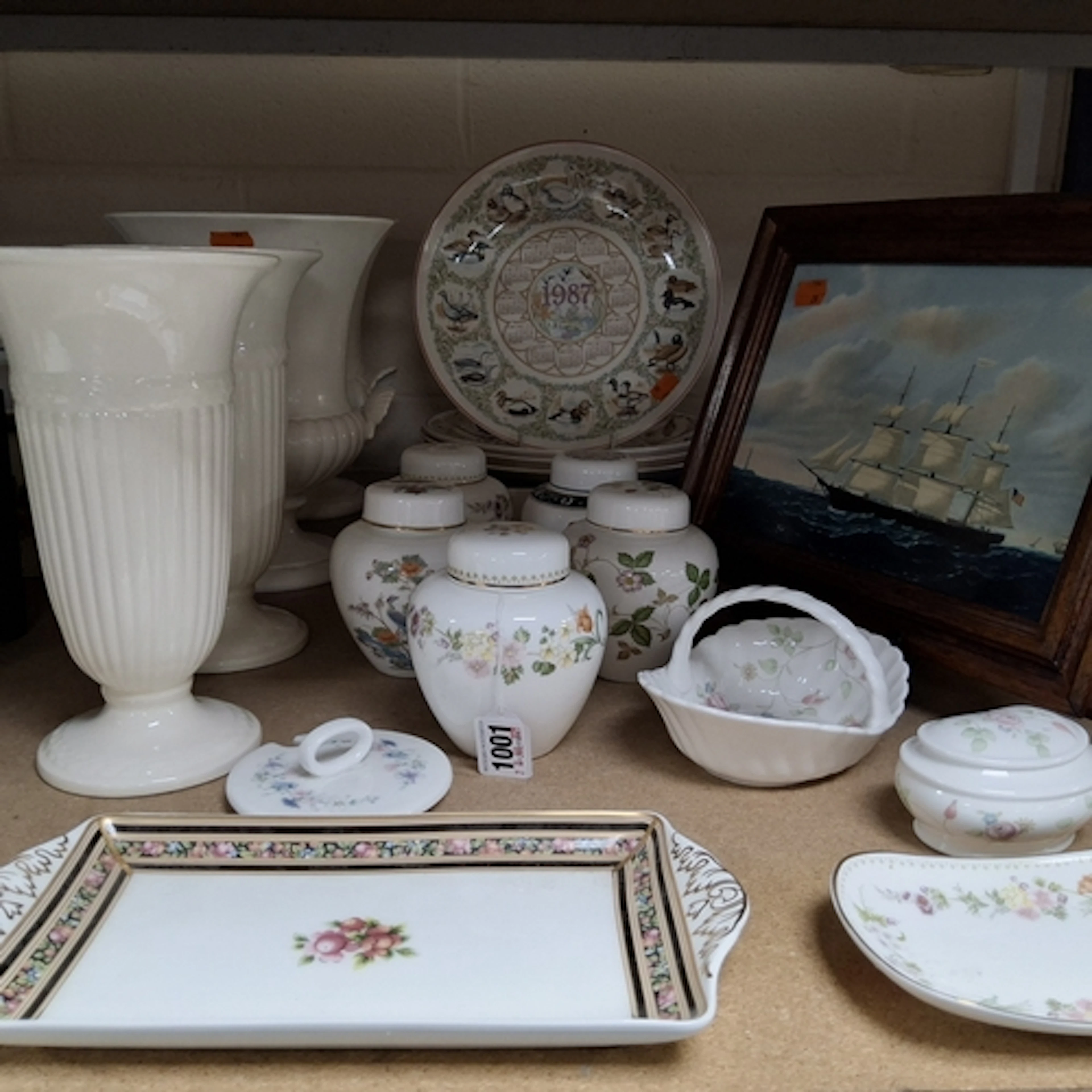 A GROUP OF WEDGWOOD ORNAMENTS to include a pair of fluted va...