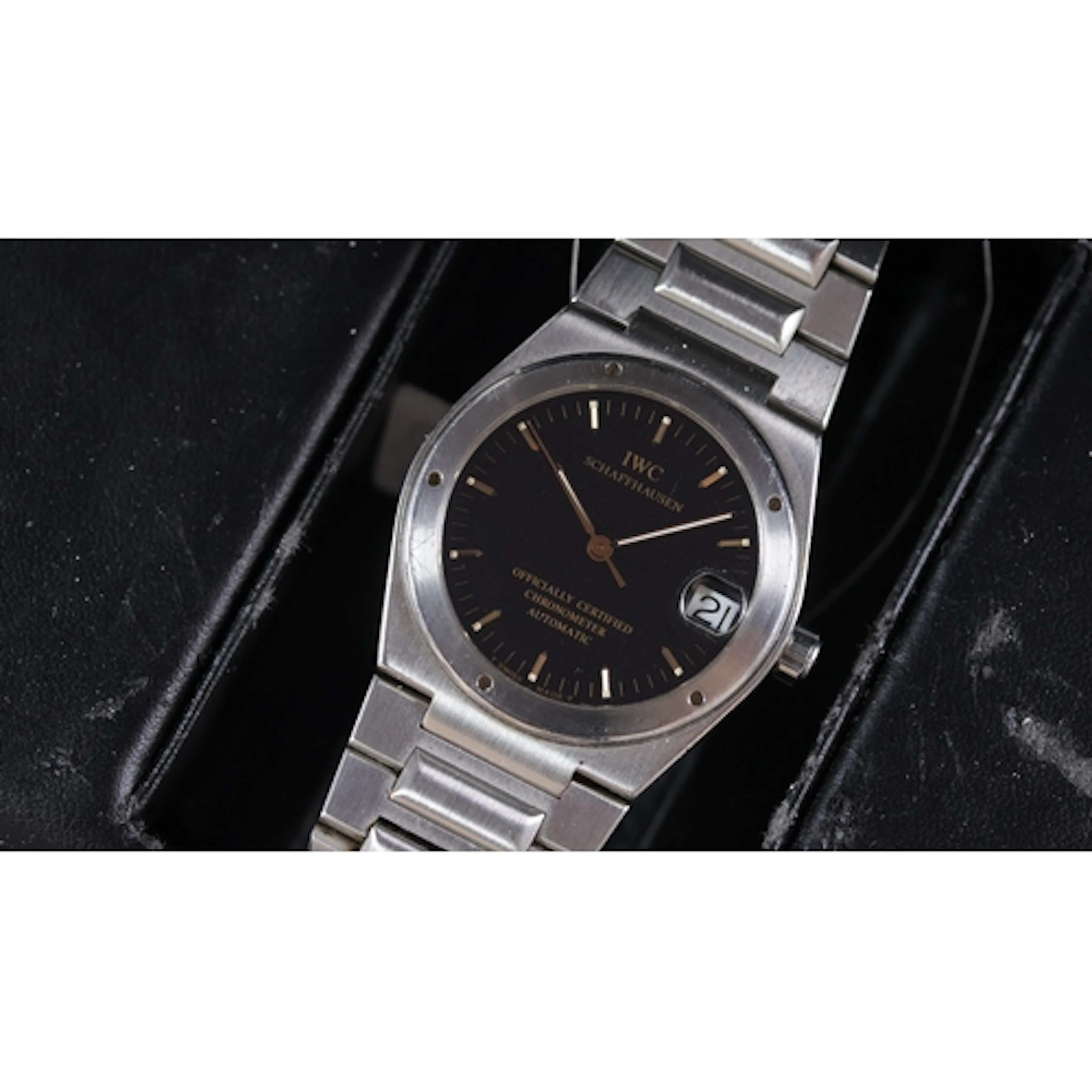 Brand: IWC Model Name: Ingenieur Reference: 3521-002 Movemen...