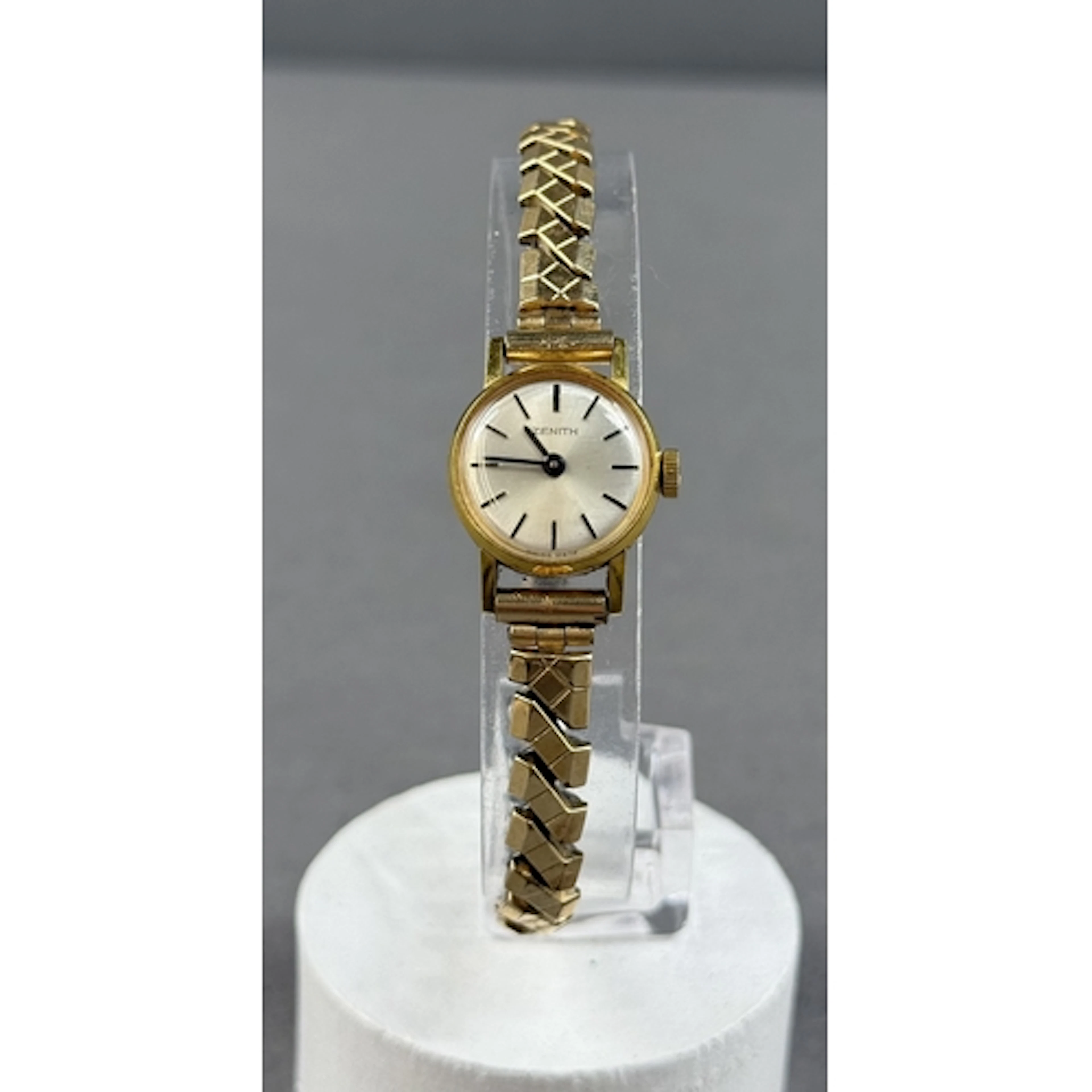 Watches: The DH Collection part 1 -Zenith gold plated ladies...