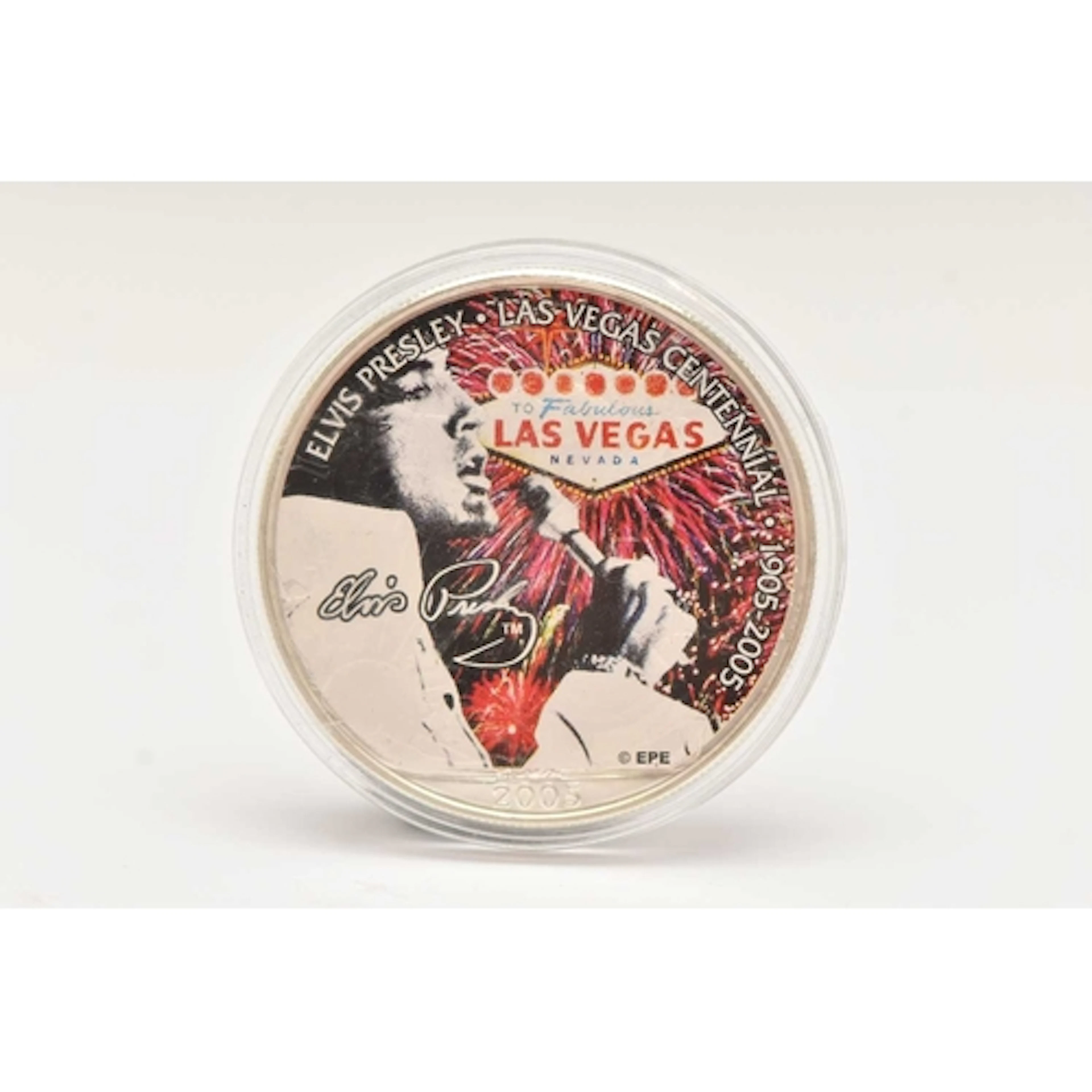 A 1OZ SILVER 'ELVIS PRESLEY' ENAMEL UNITED STATES OF AMERICA...