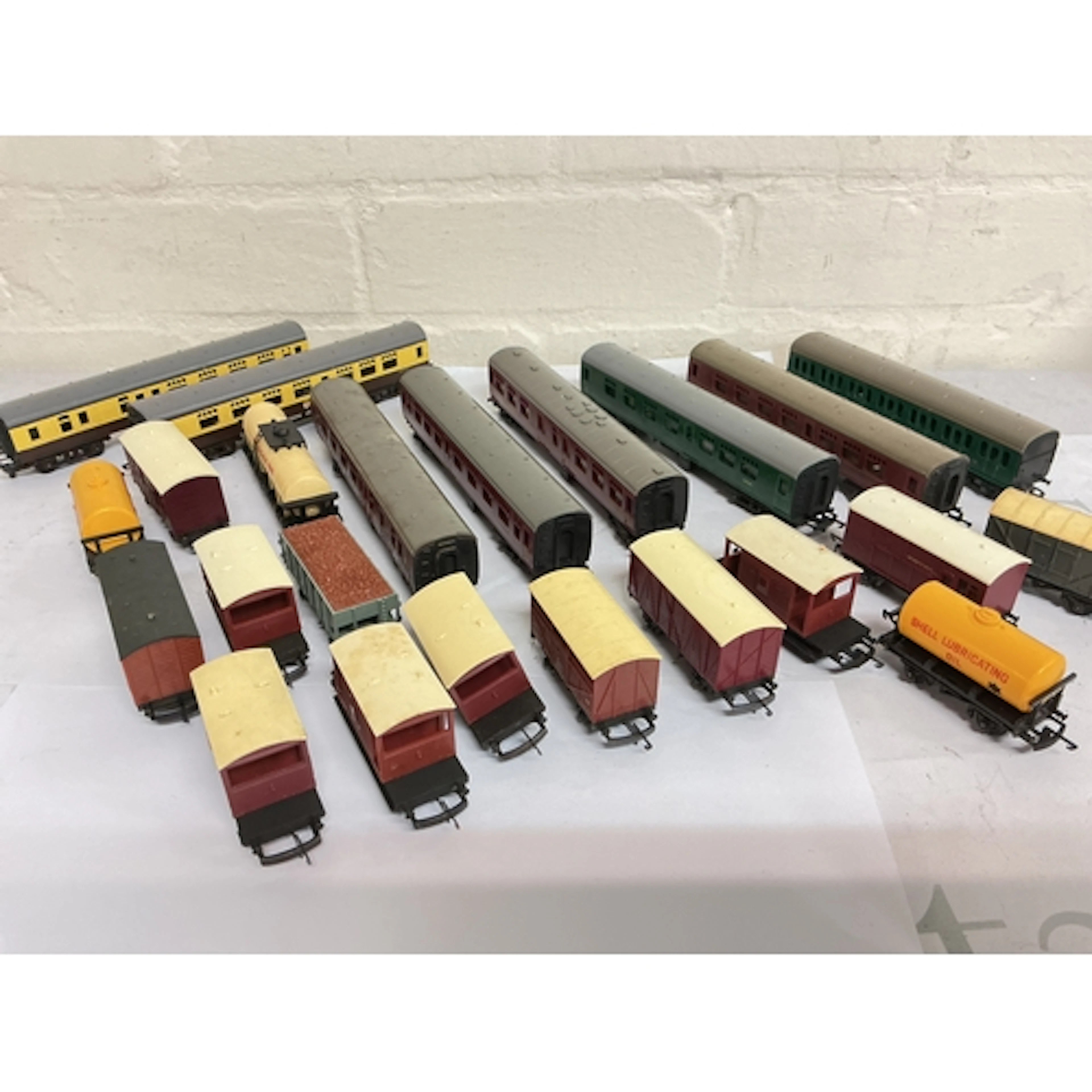 A Collection Of Tri-Ang TT Gauge Locomotives. No Reserve.