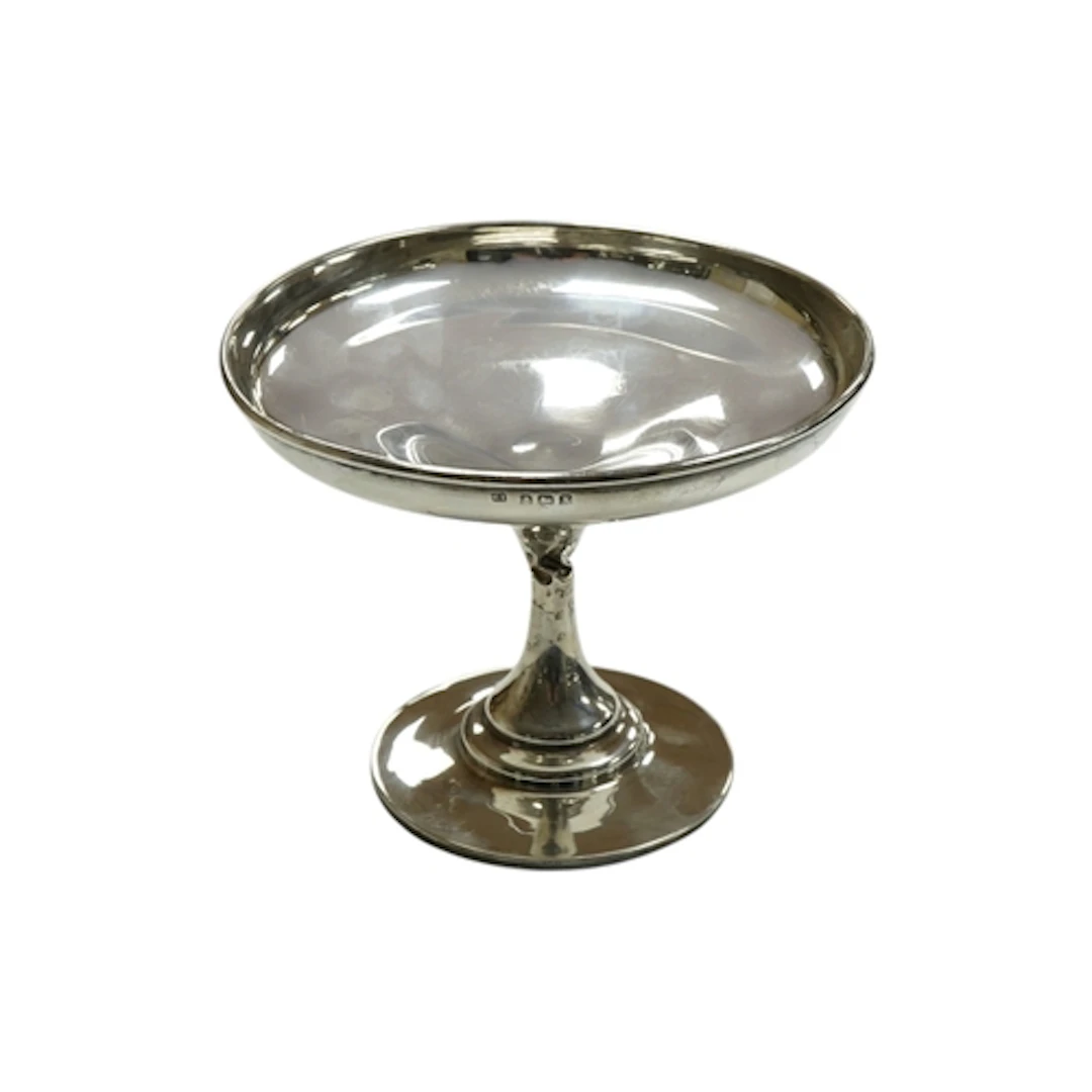 A George V silver tazza, Birmingham, 1922, makers mark C.I, ...