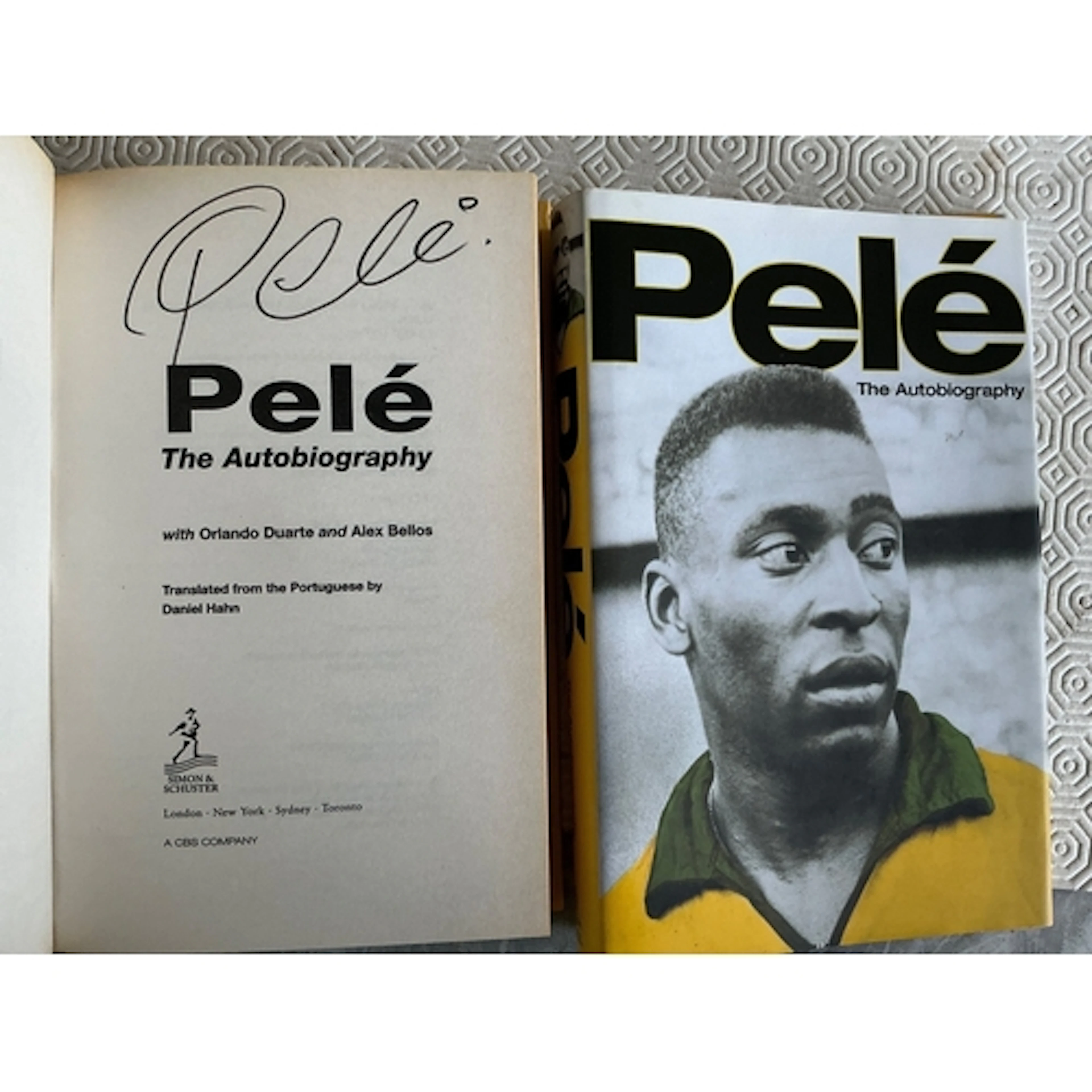 Pele Signed Autobiography Football Book: Hardback in excelle...