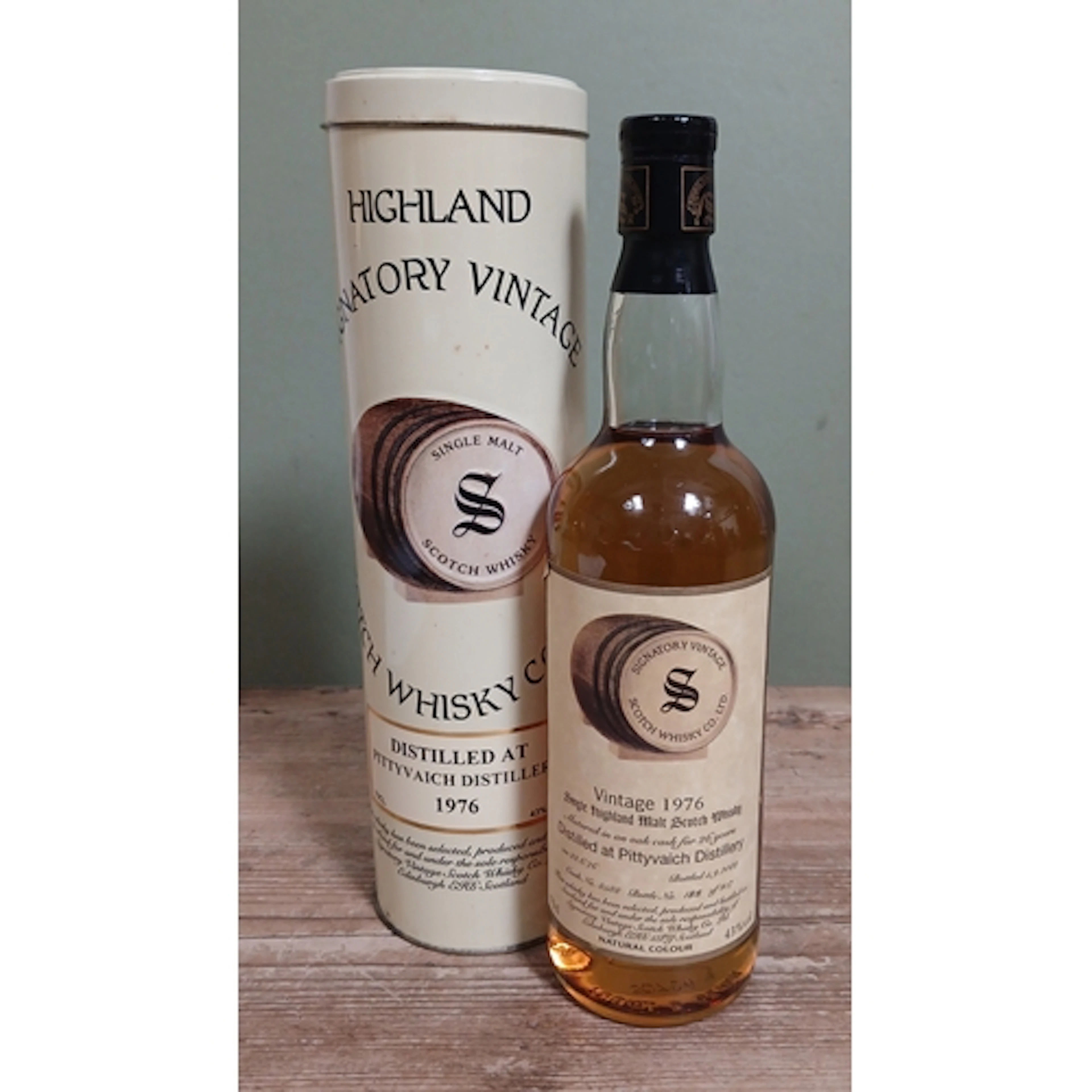 Highland Singnatory Vintage Pittyvaich 1976 distilled 22.6.7...