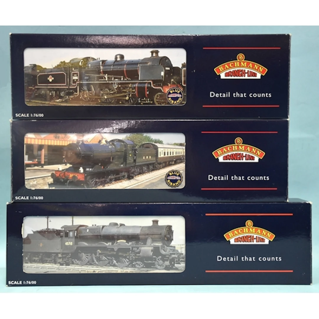 Bachmann OO gauge, three locomotives: 32-151A N Class 2-6-0,...