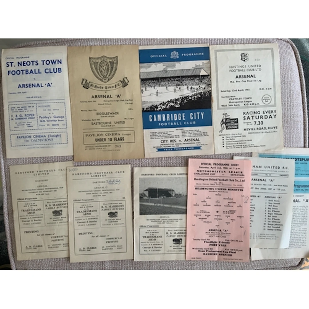 Arsenal Metropolitan League Cup Away Football Programmes: 59...