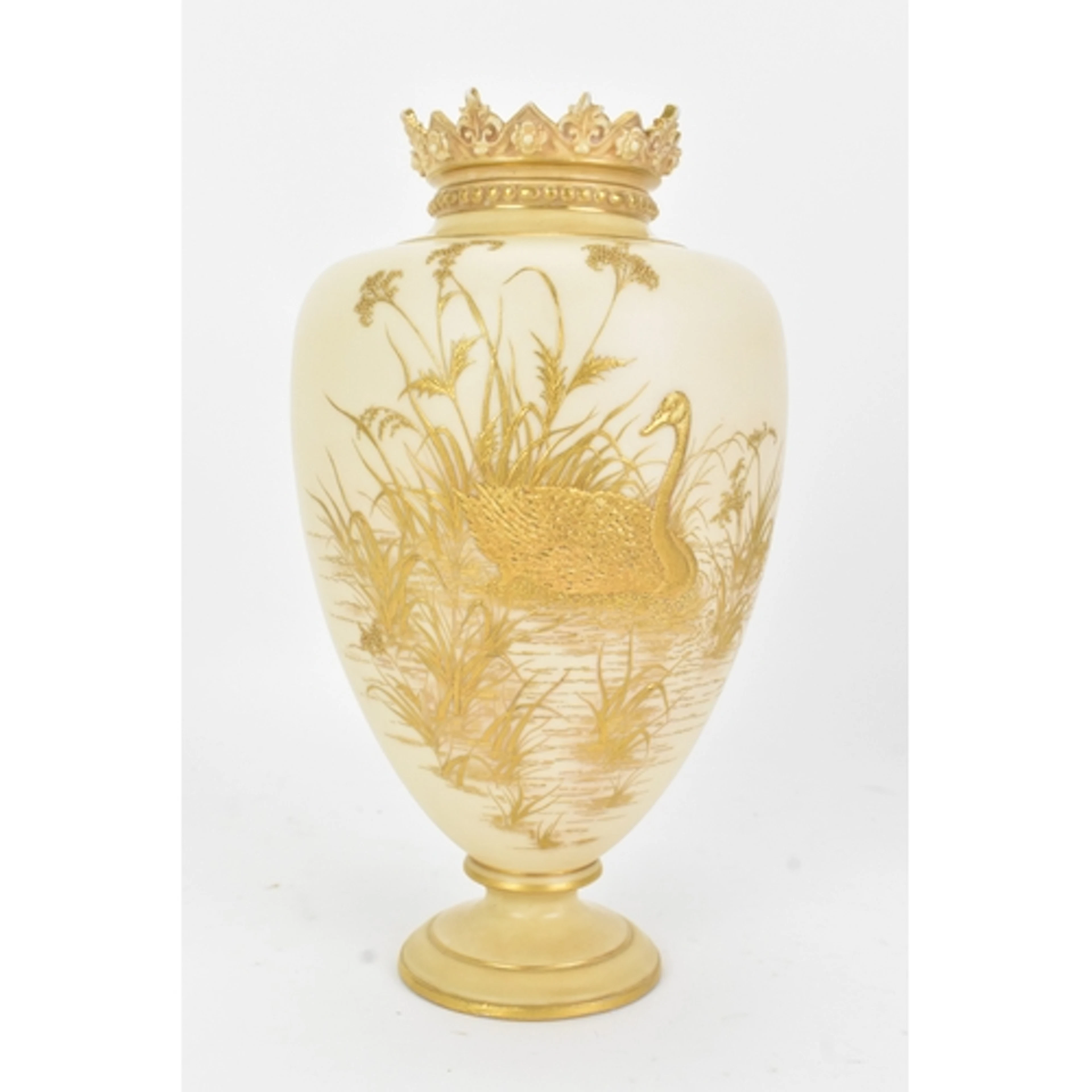 A late 19th century Royal Worcester porcelain vase, of ovoid...