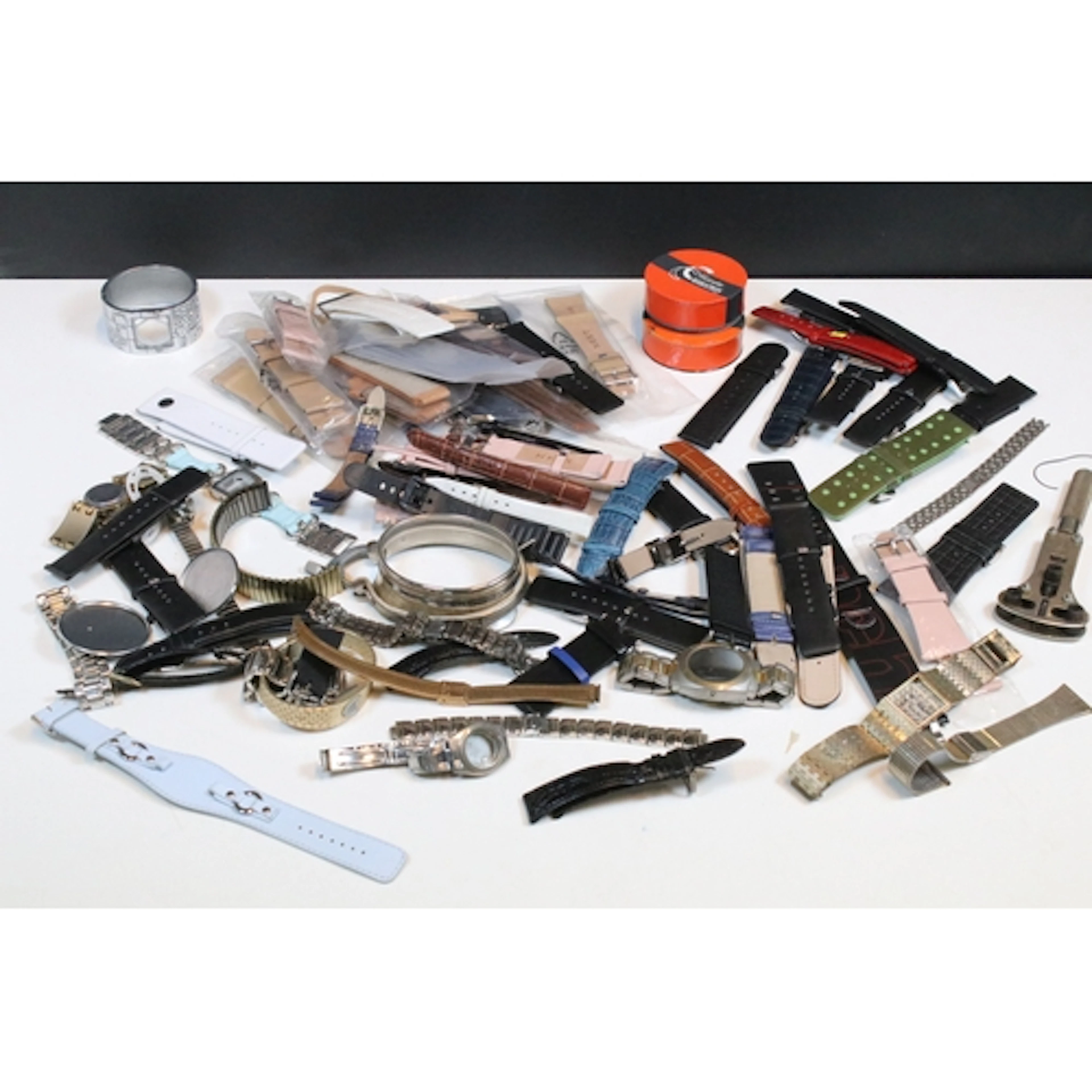 Collection of watch straps to include Bench, Next and leathe...
