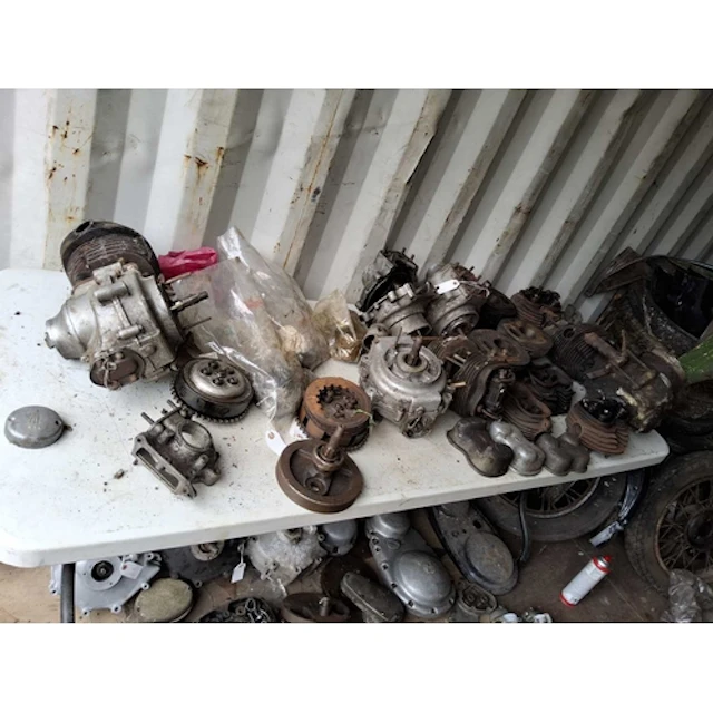 A COLLECTION OF VINTAGE BSA ENGINES AND PARTS, including a m...