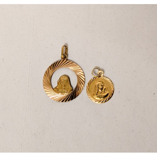 18ct gold Madonna Italian pendant. 2g