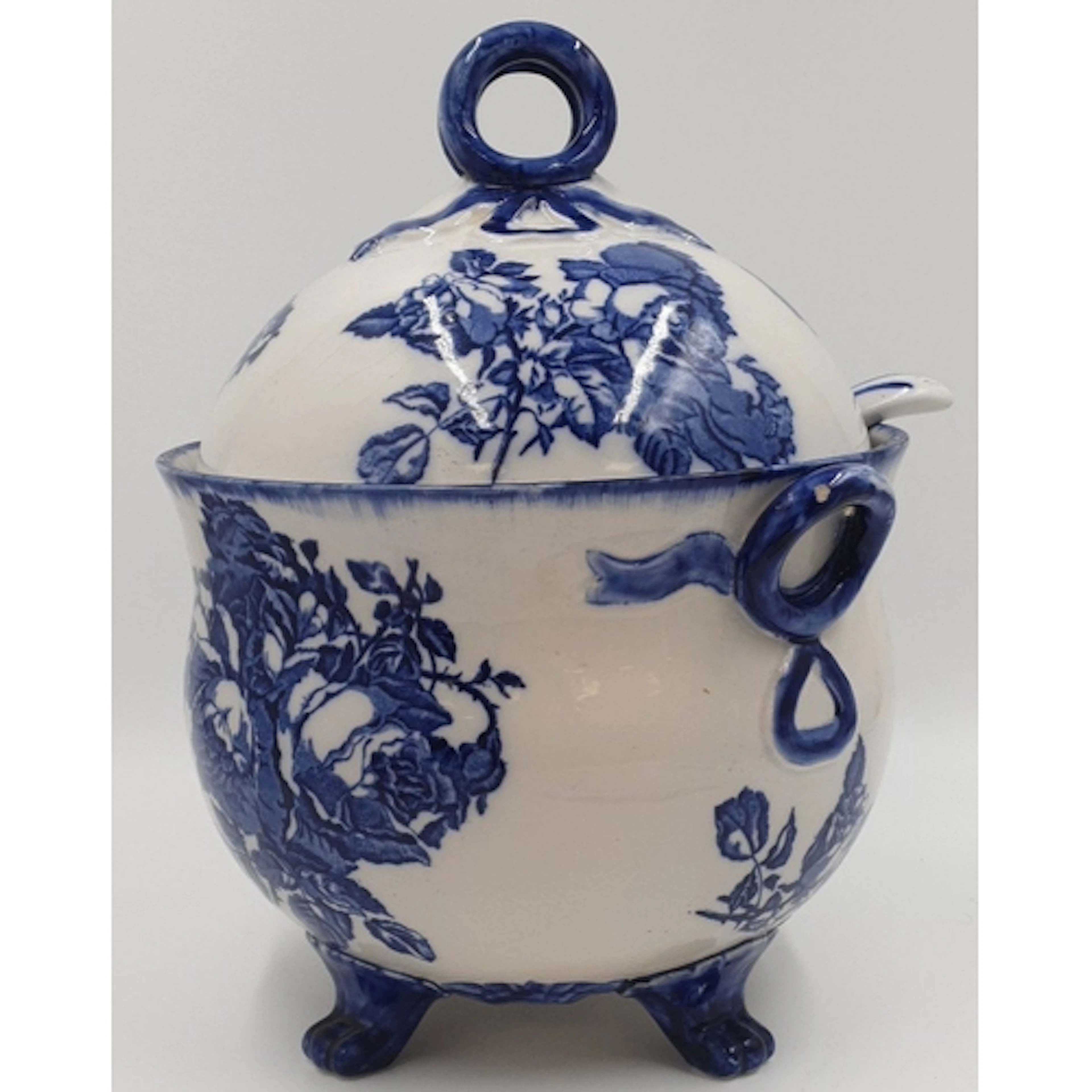 Ironstone Staffordshire England blue and white lidded tureen...