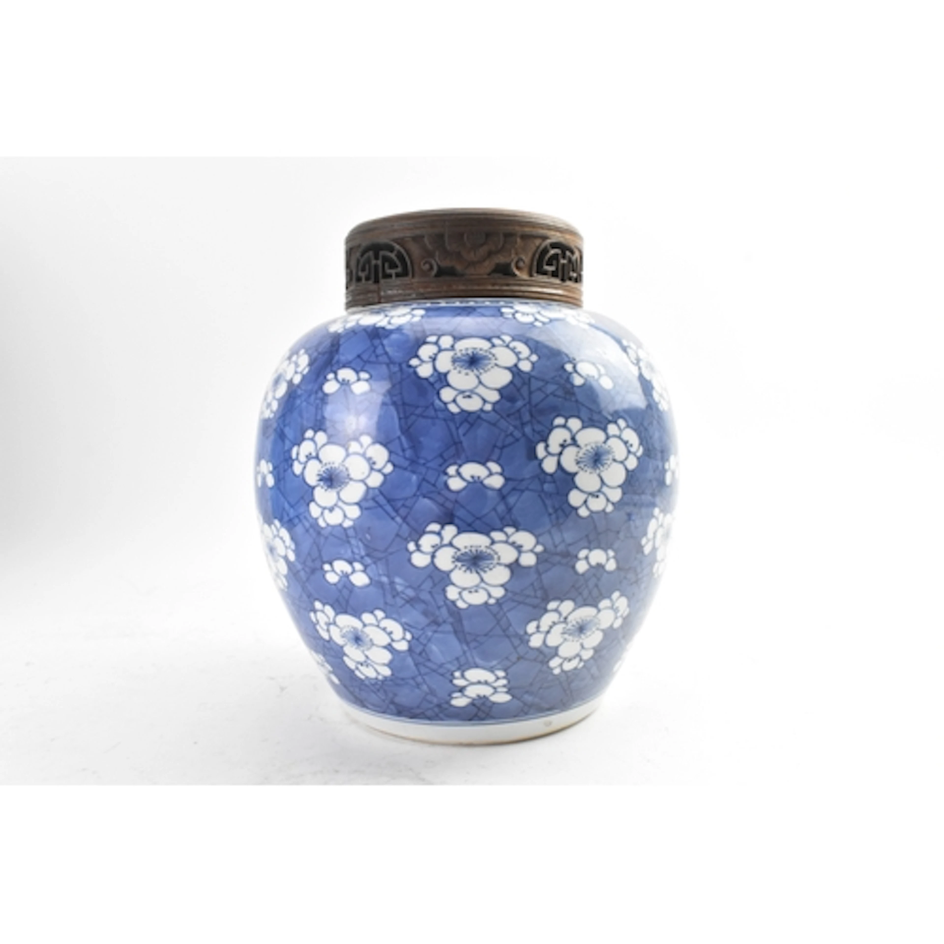 A Chinese Qing dynasty blue and white porcelain ginger jar a...
