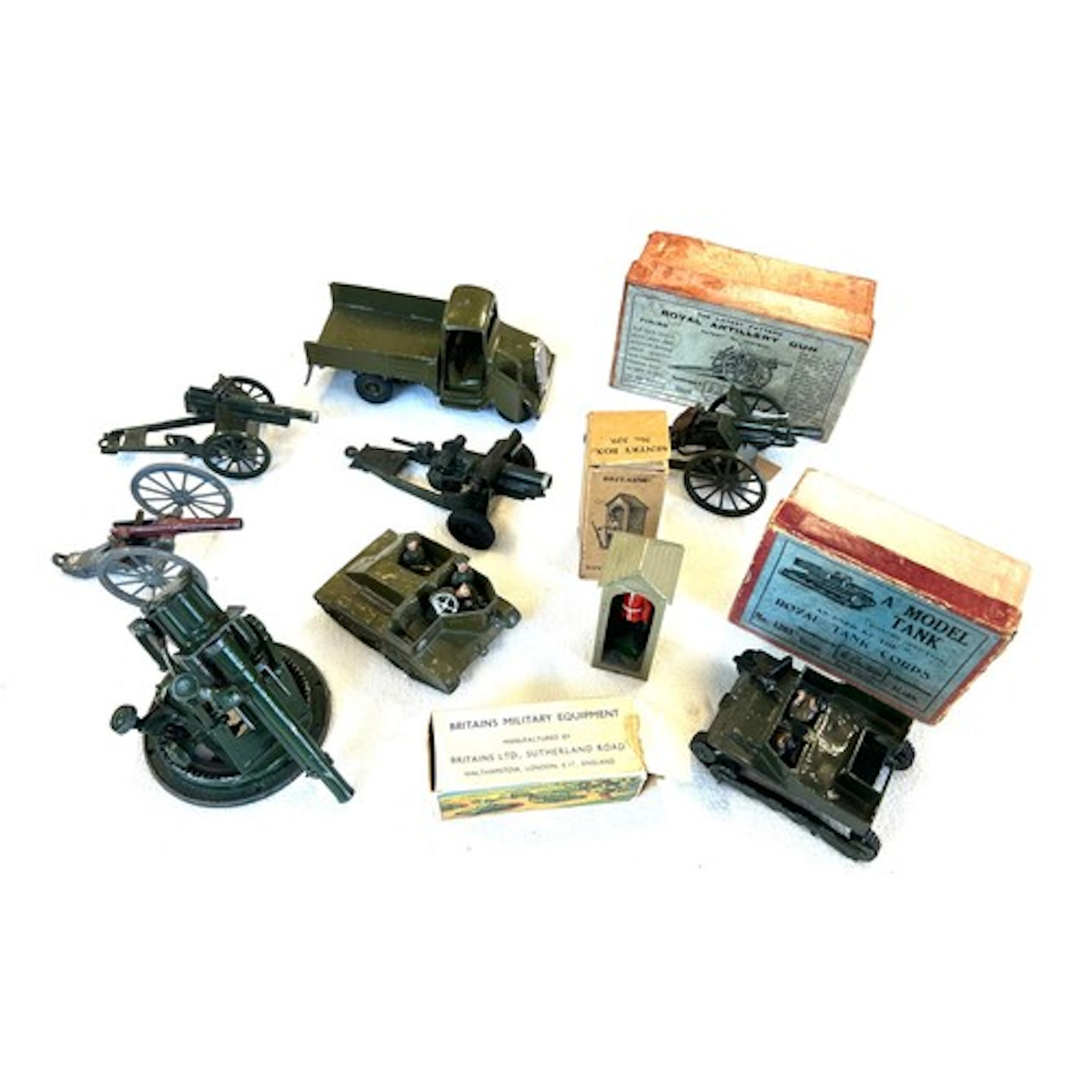BRITAINS. Artillery, including Royal Artillery gun, boxed, M...
