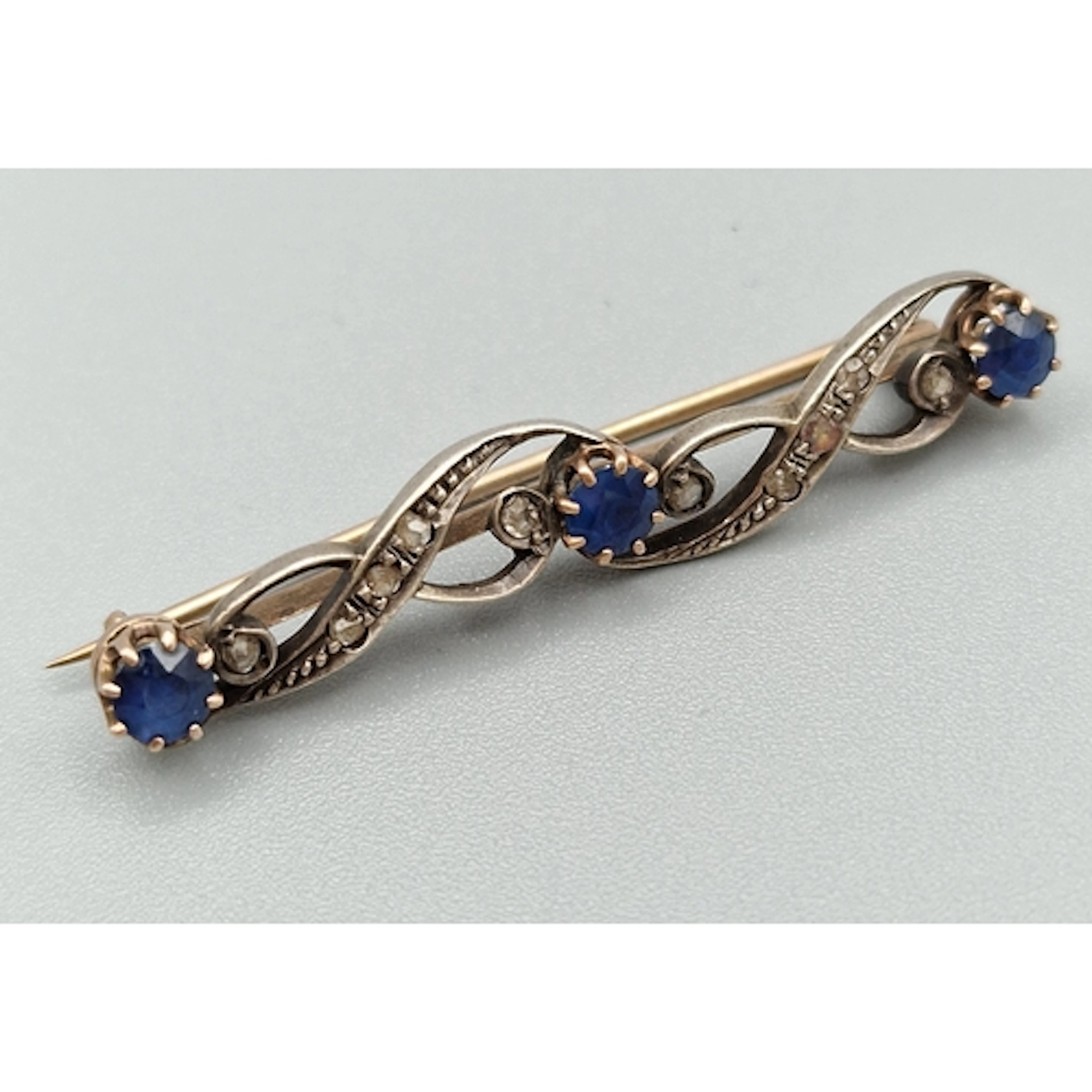 19th century Belle Epoque yellow metal and platinum bar broo...