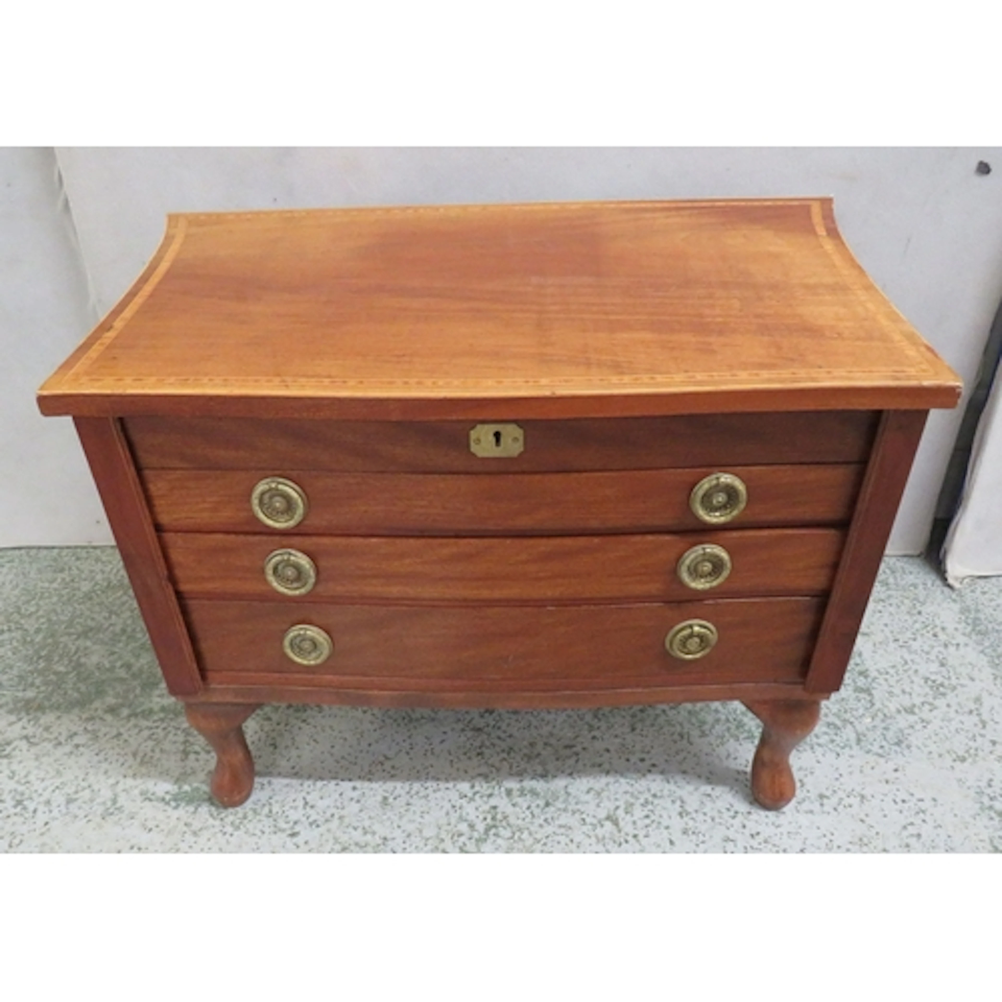 Small Blonde Wood Display Chest, interior lined with green v...