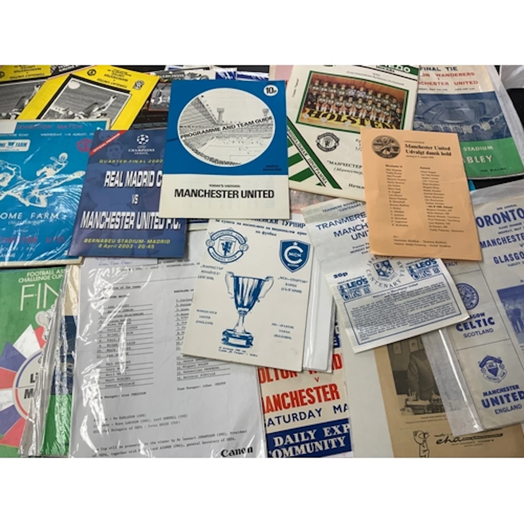 Manchester United Away Football Programmes: Includes cup fin...