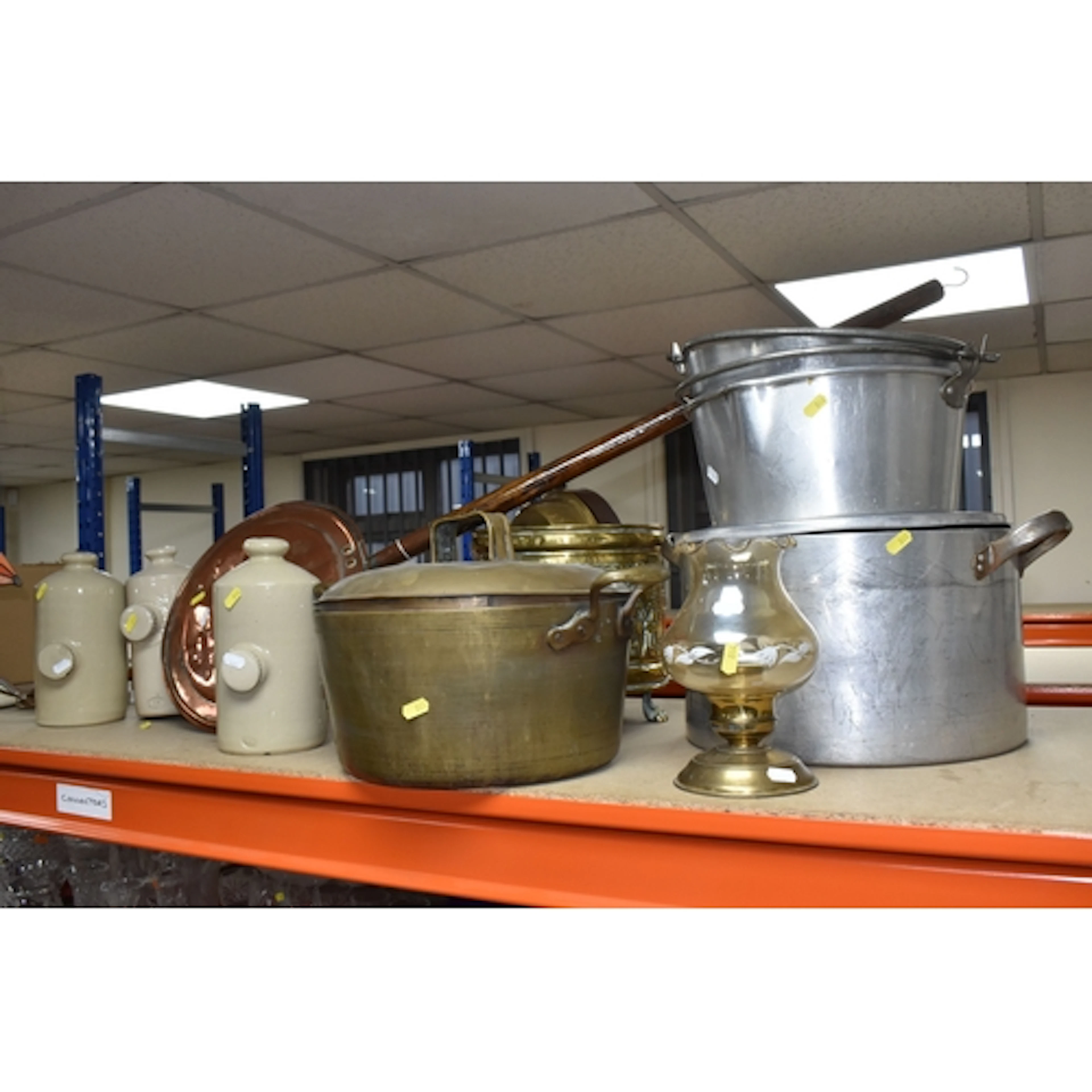 A GROUP OF ASSORTED MISCELLANEOUS ITEMS to include four ston...
