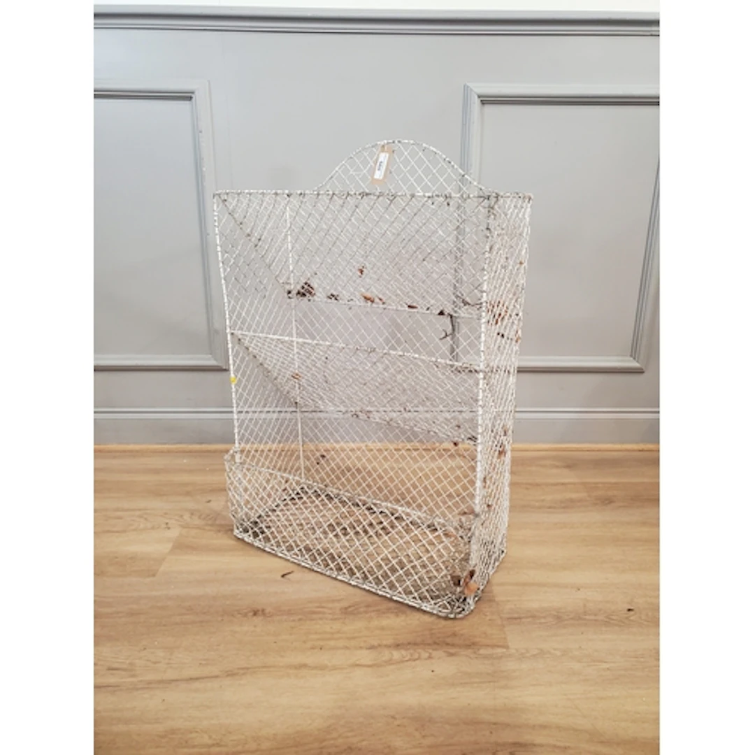 A wirework Storage Rack and wooden wine storage box (R3).