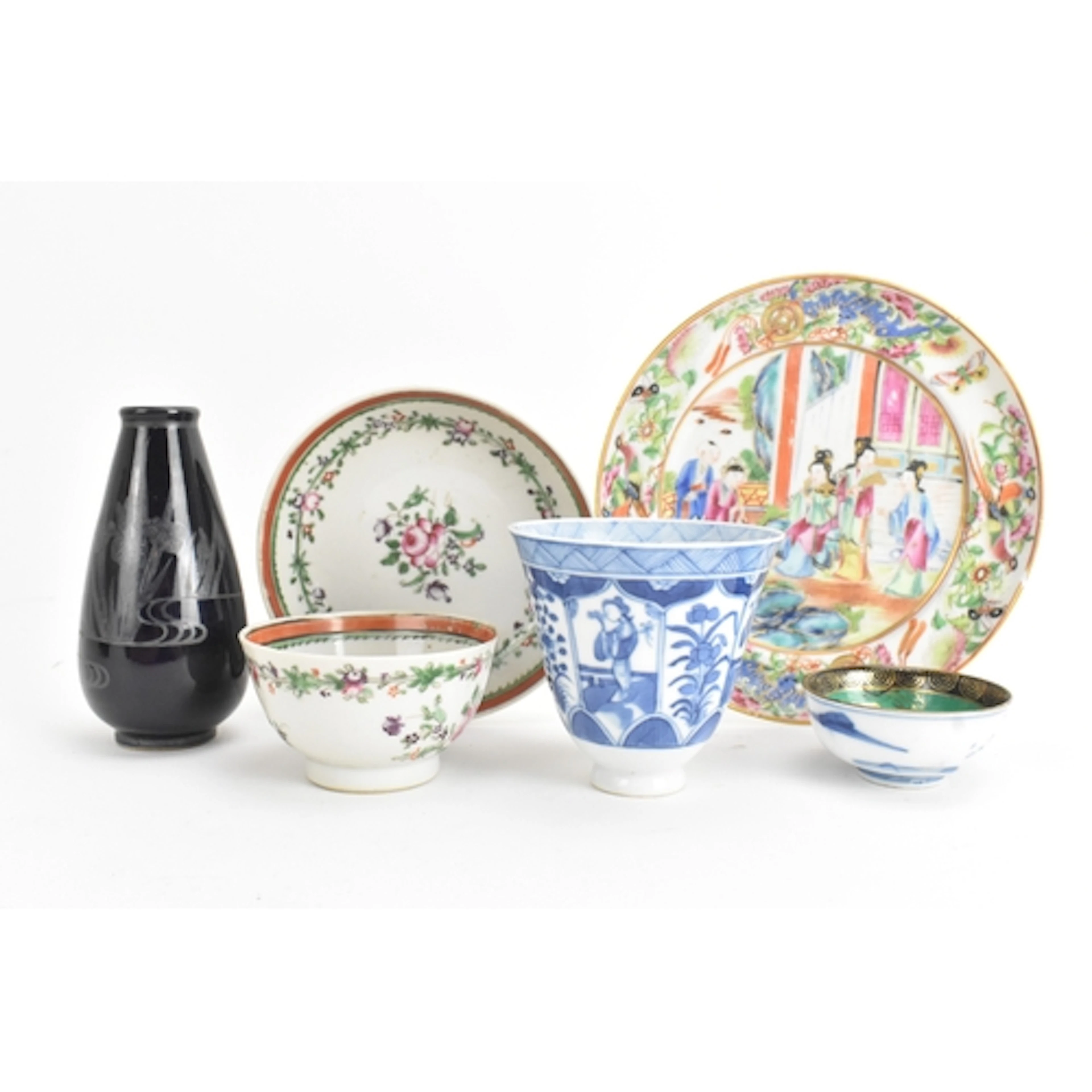 A selection of Chinese and Japanese porcelain, to include a ...
