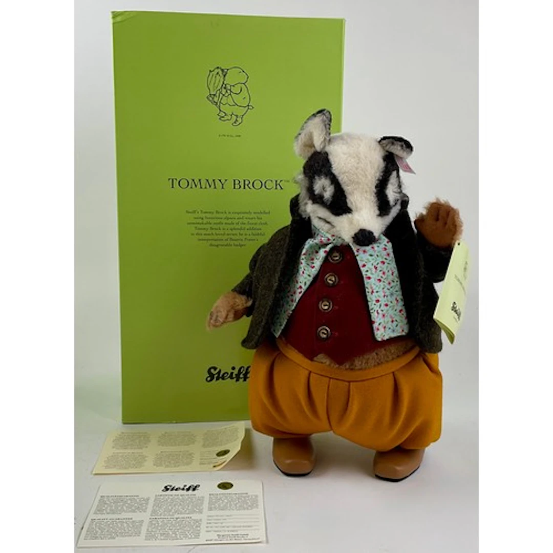 A Steiff Beatrix Potter Tommy Brock Badger, white tag 662478...