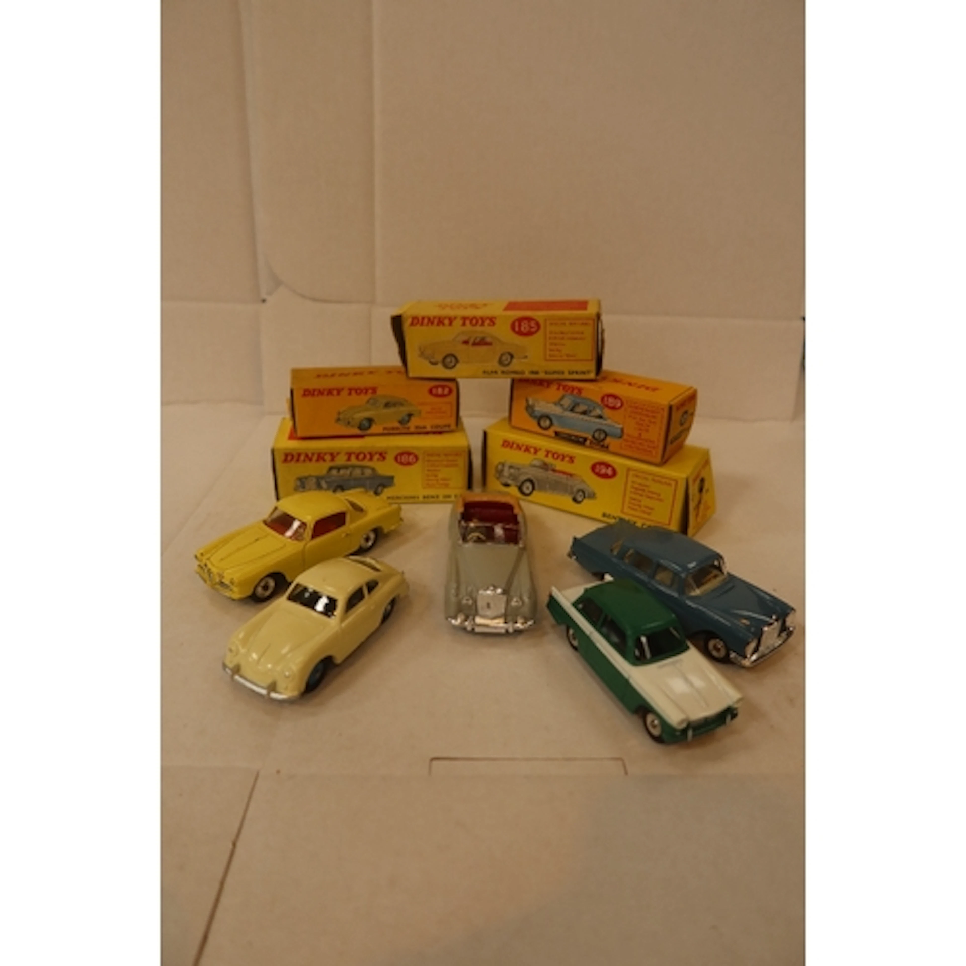 Dinky Toys 189, 182, 185, 186, 194