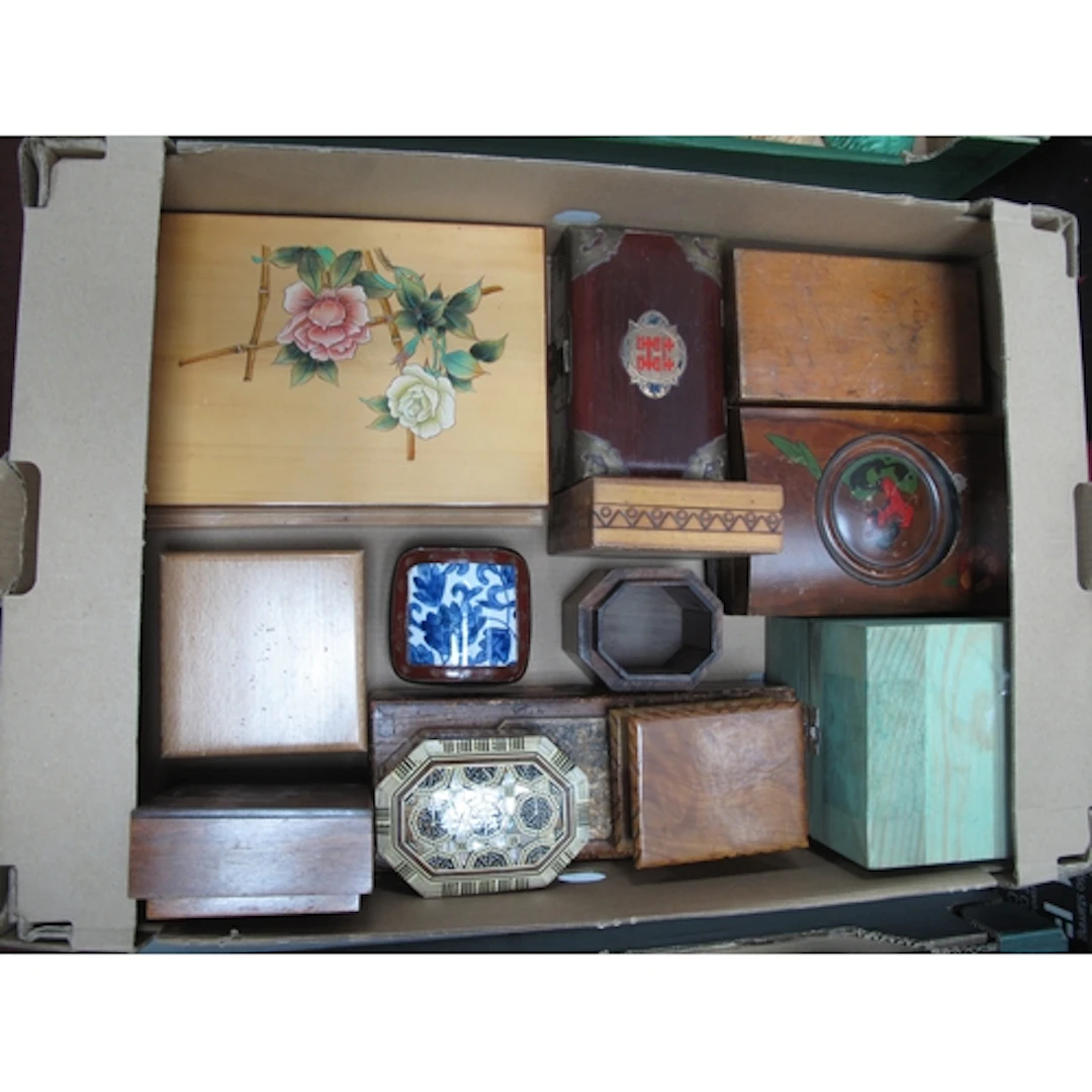 Quantity of Boxes, Orinetal noticed:- One Box