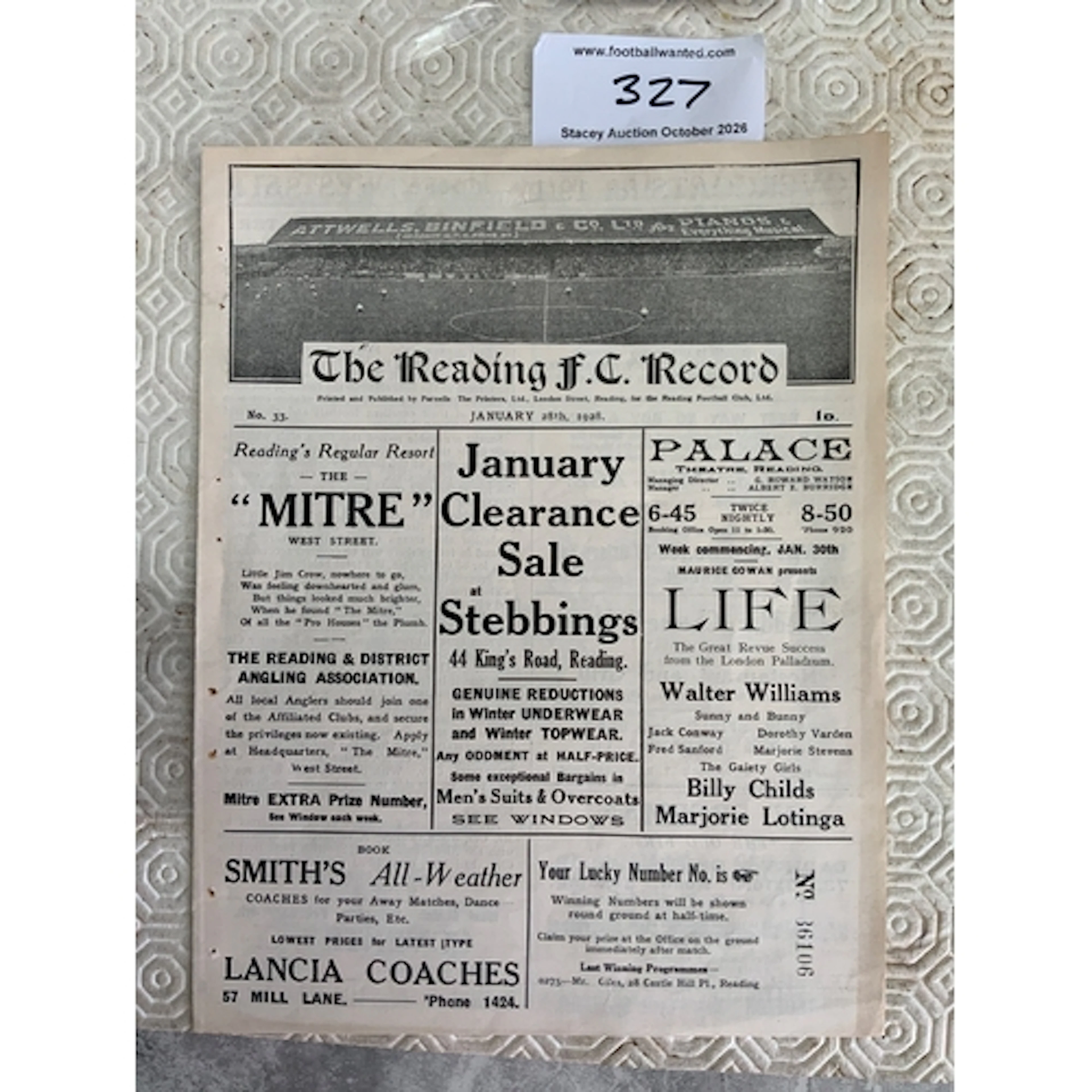 1927 - 1928 Reading v Leicester City Football Programme: Ver...