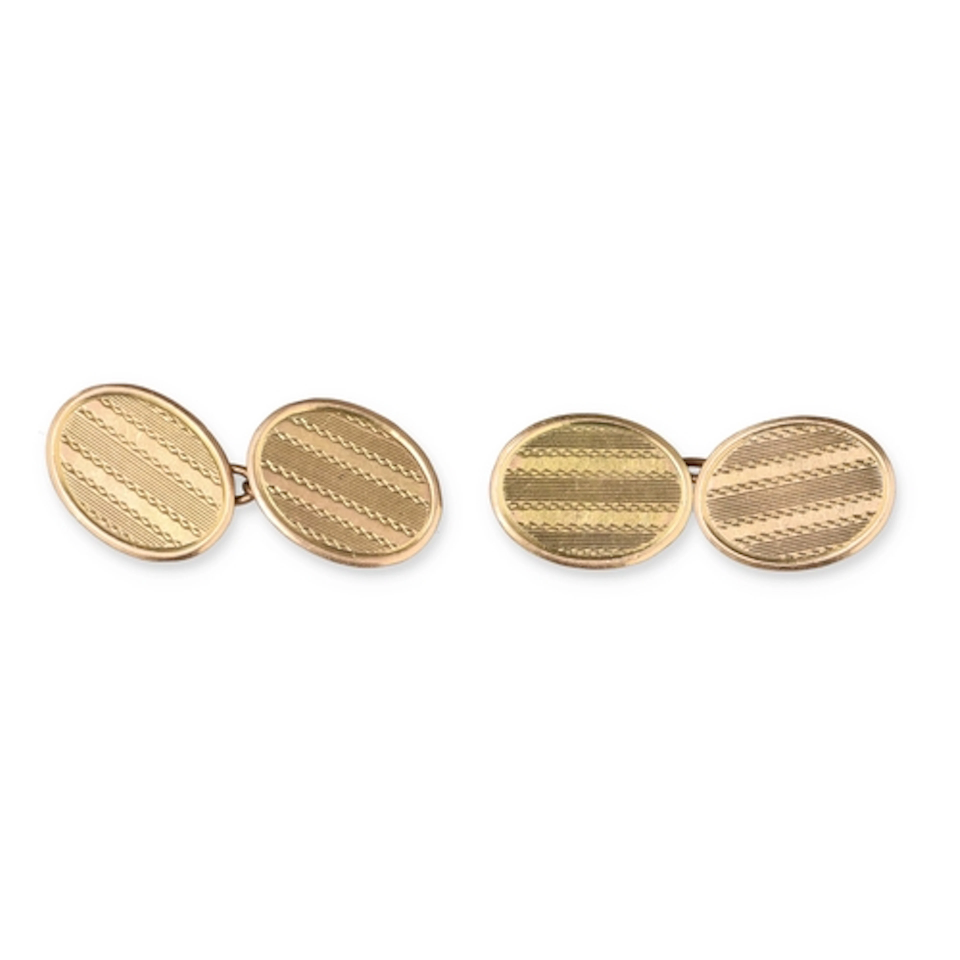 A PAIR OF 9CT GOLD CUFFLINKS Weight: 4.04gms ...