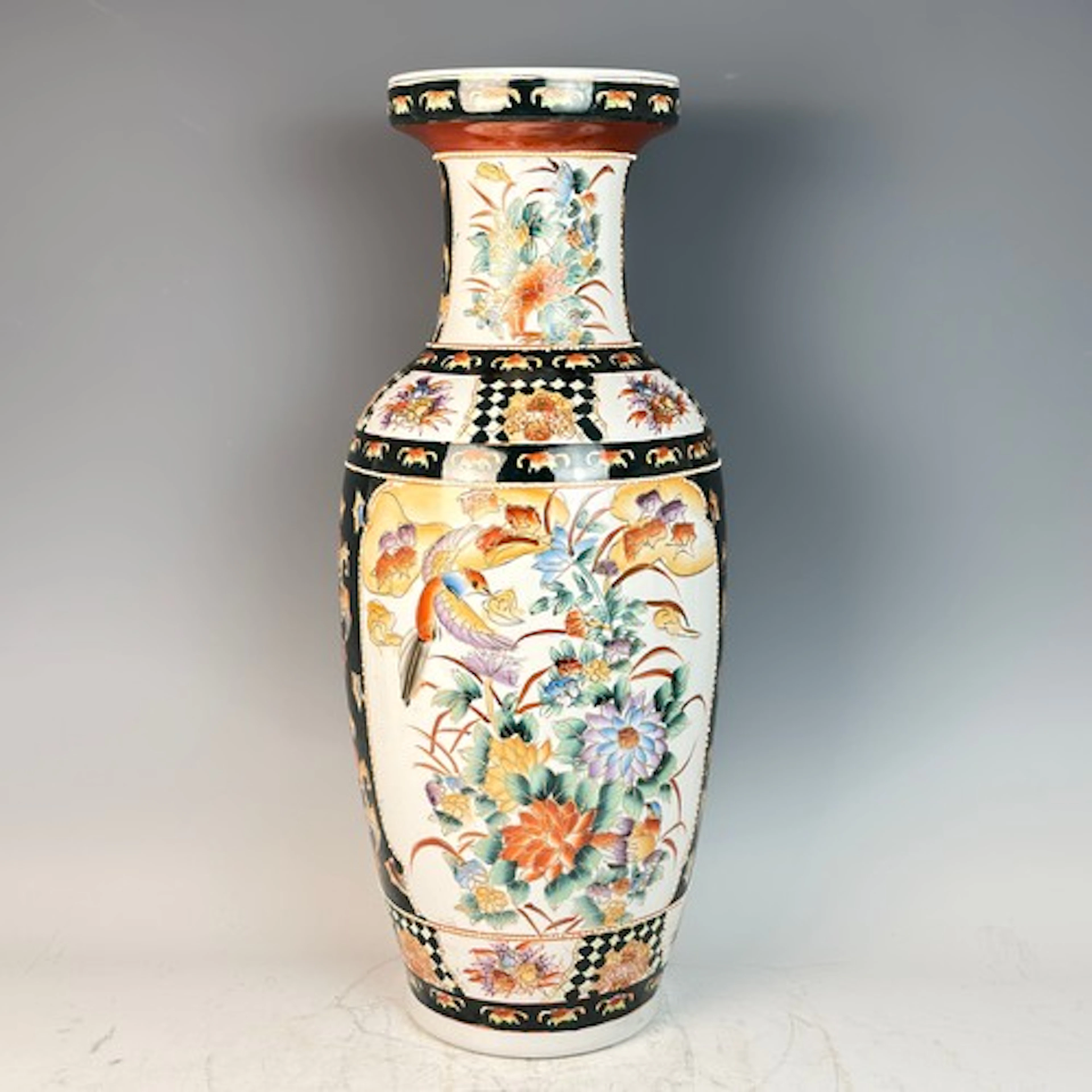 A large contemporary Japanese Imari style Vase, painted with...