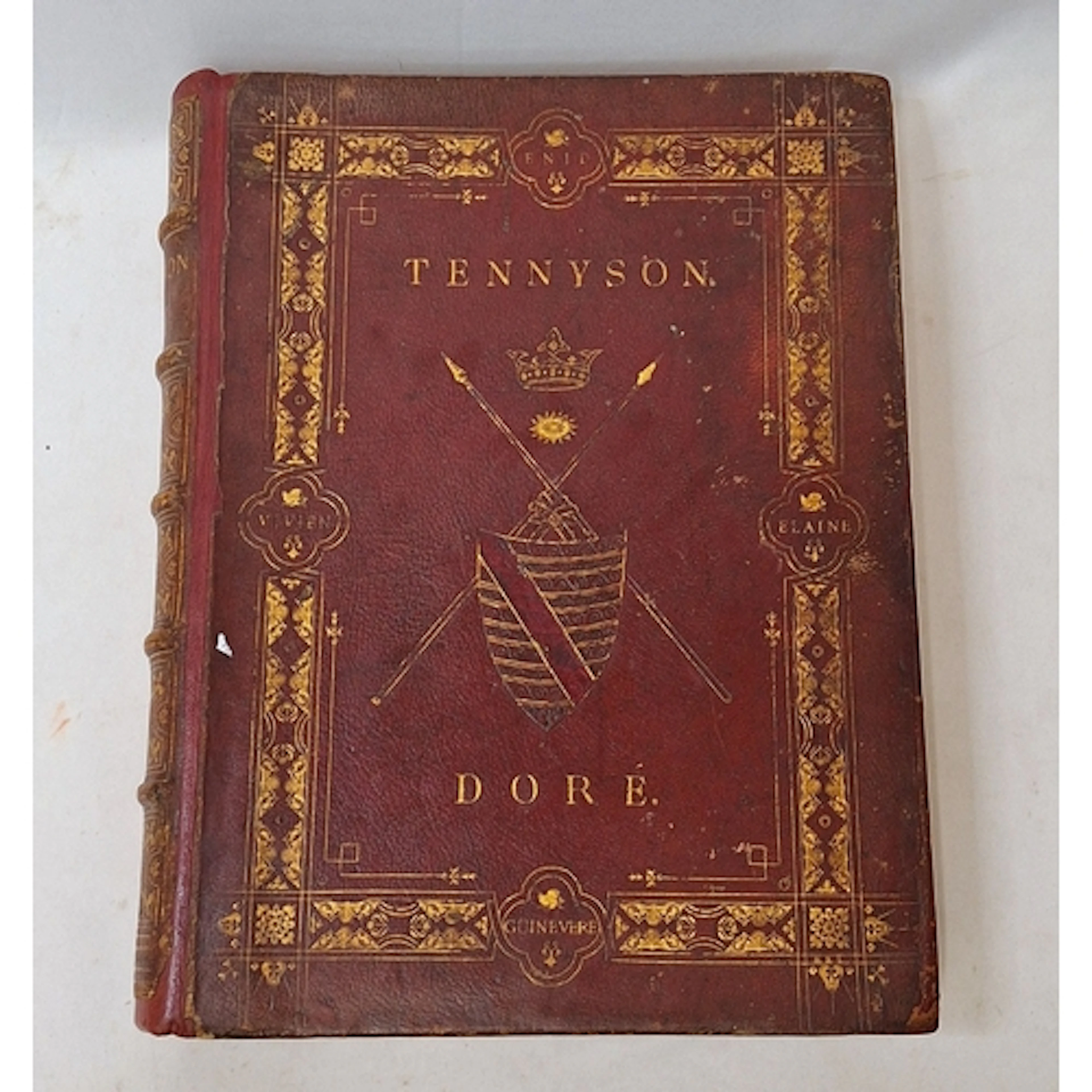 Book: Idylls Of The King by Alfred Tennyson, illustrated pla...