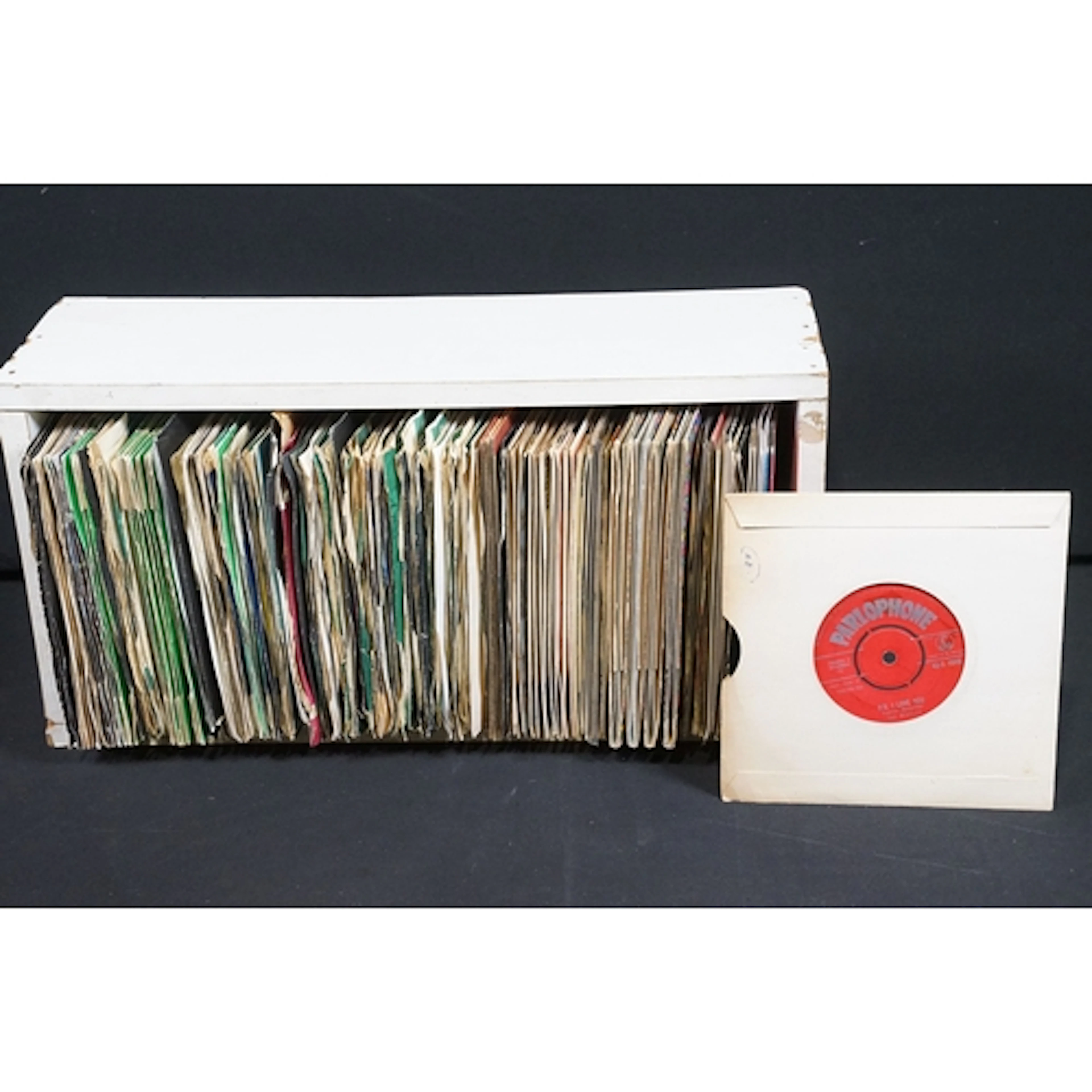 Vinyl - Over 150 The Beatles EP’s and 7” singles spanning th...