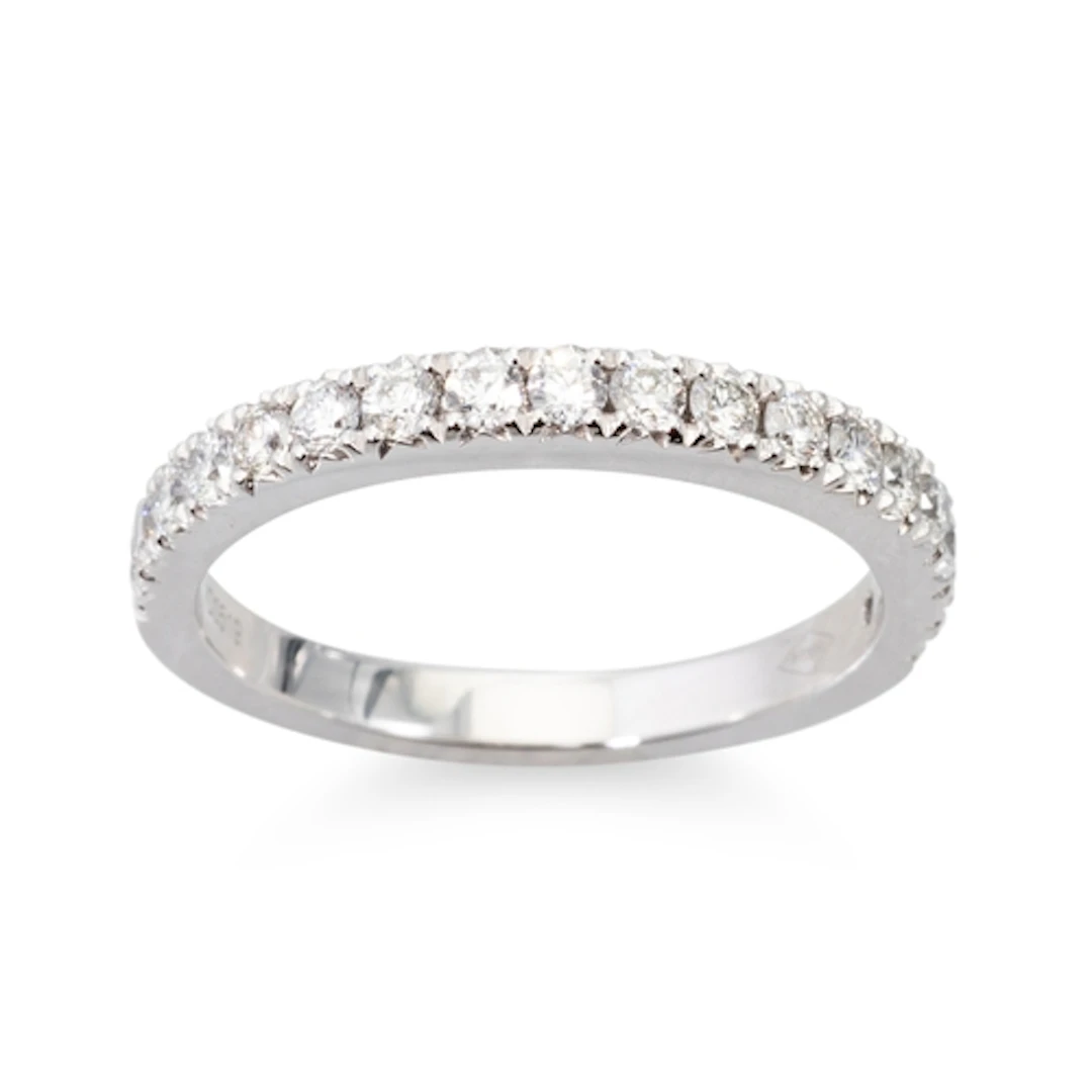 A DIAMOND HALF ETERNITY RING, the round brilliant cut diamon...