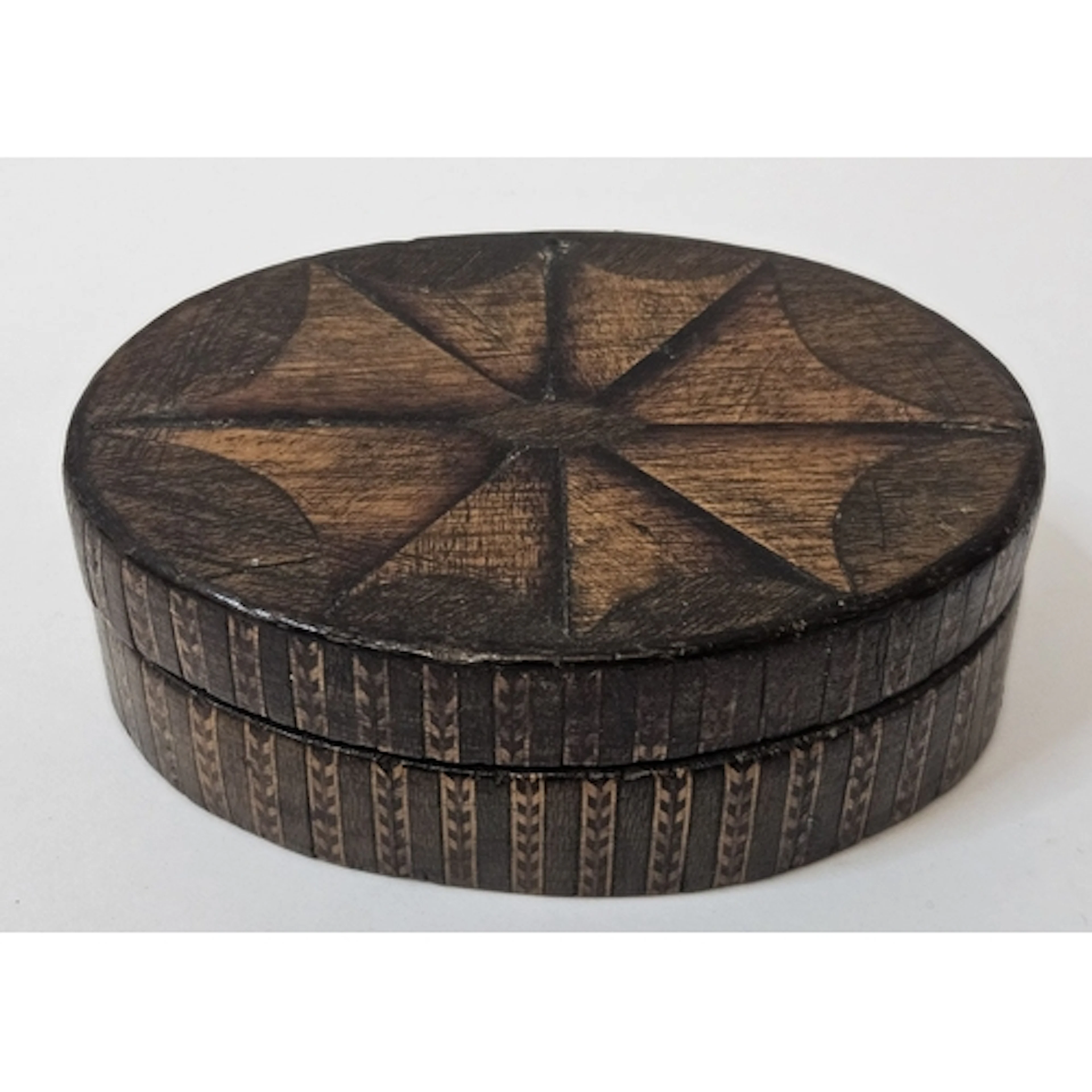Antique Inlaid Oval Treen Snuff/Tobacco Box with geometric s...