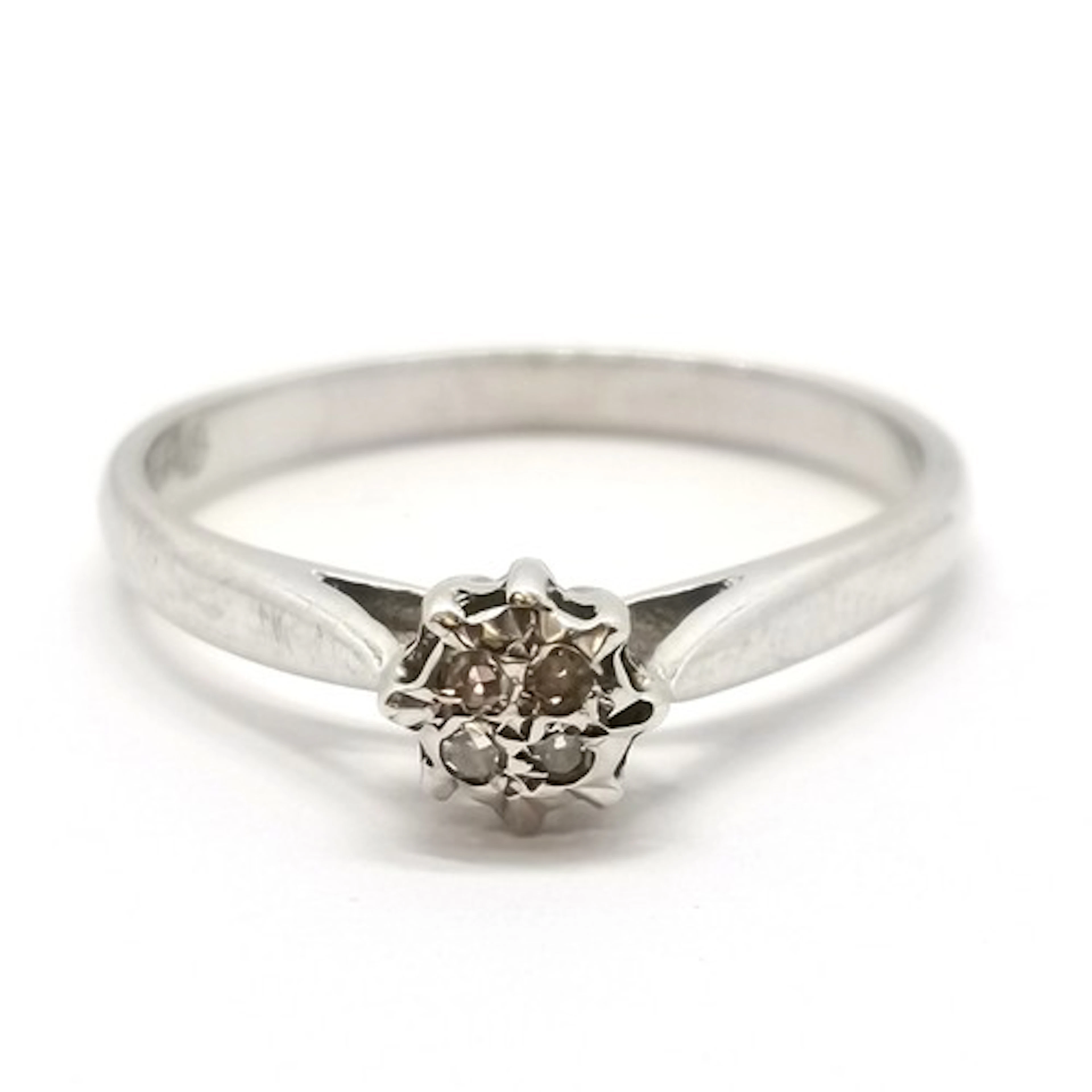 2000 9ct hallmarked white gold 4 stone diamond 'solitaire' s...