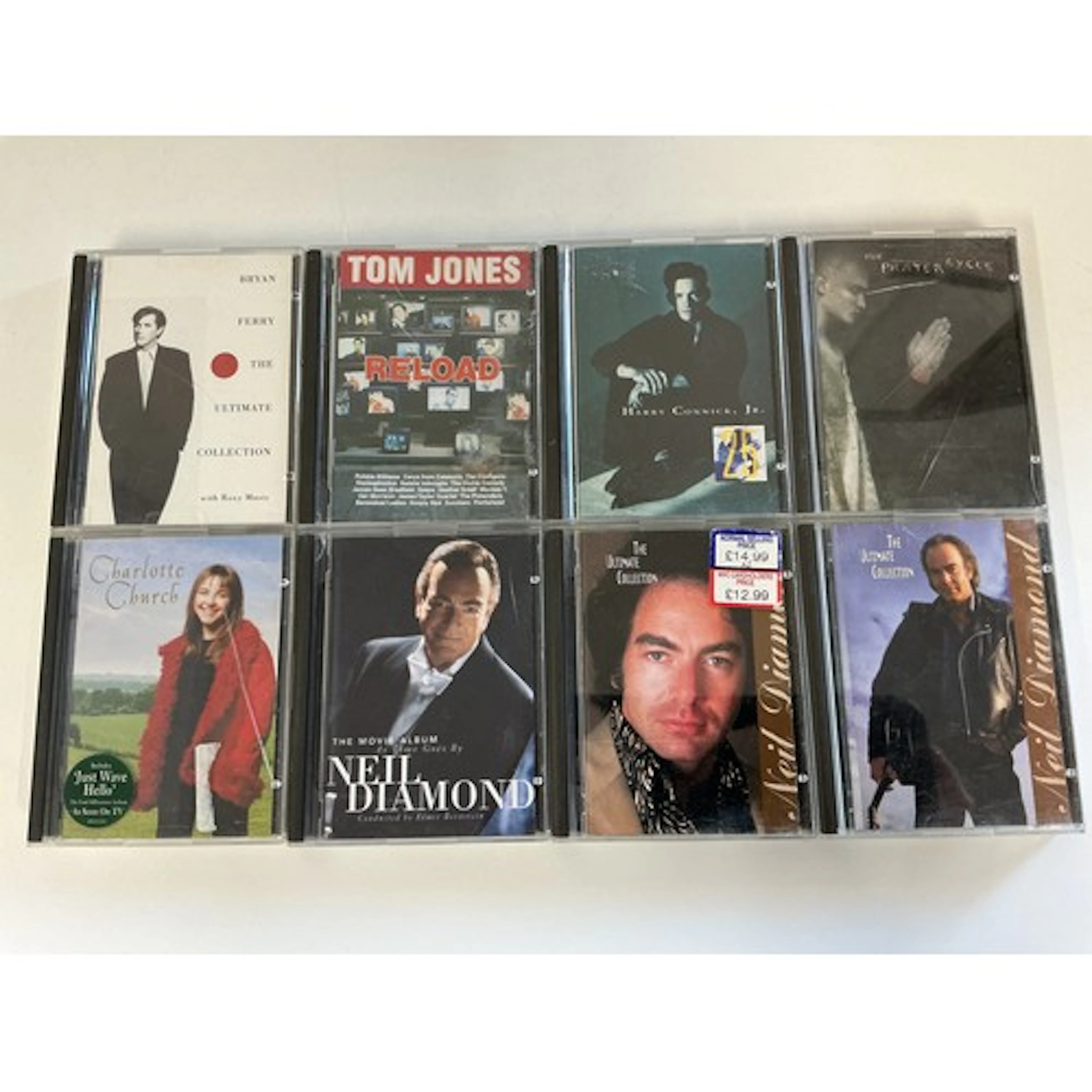 Eight minidiscs by various artists including Bryan Ferry, To...