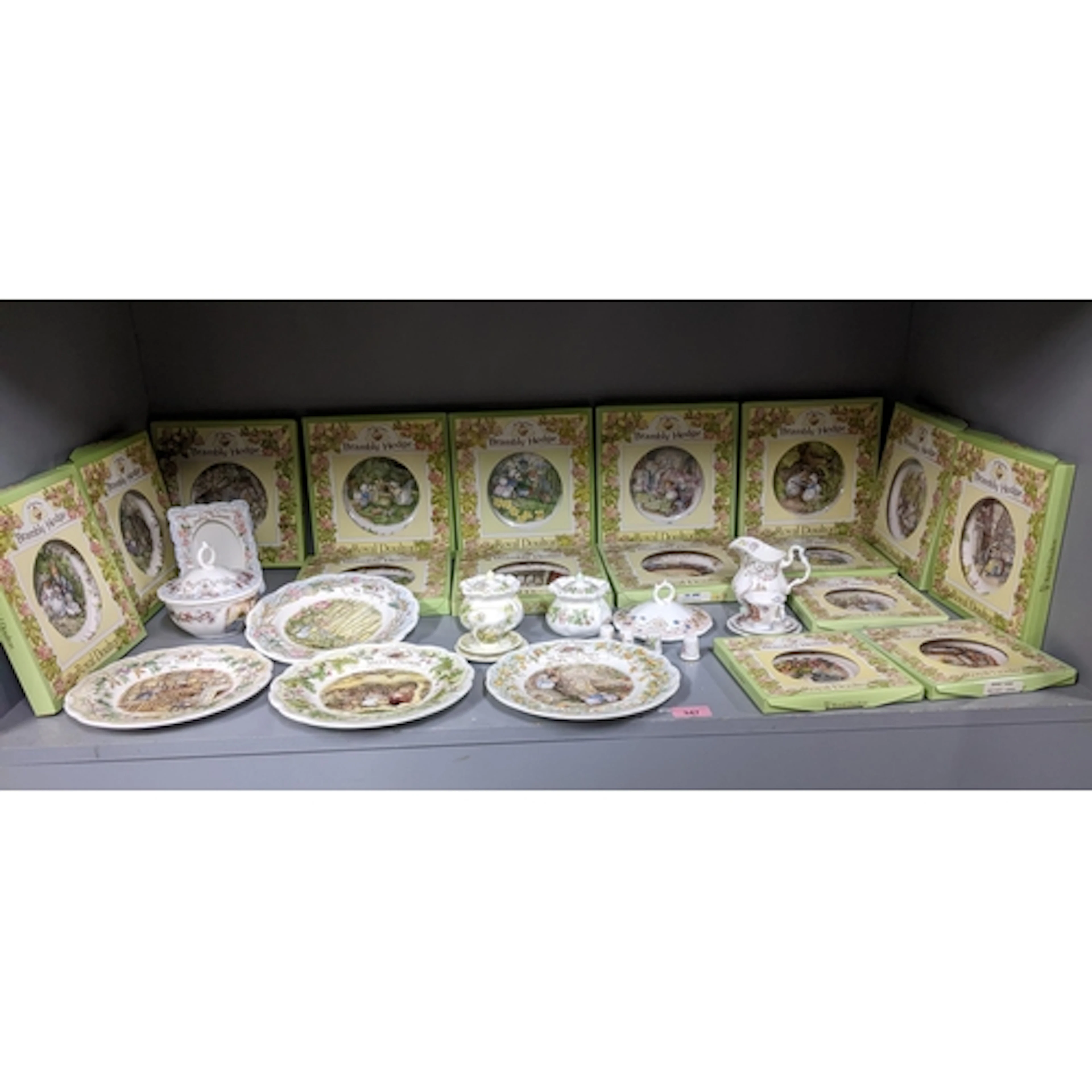 A collection of Royal Doulton Bramley Hedge collectables to ...