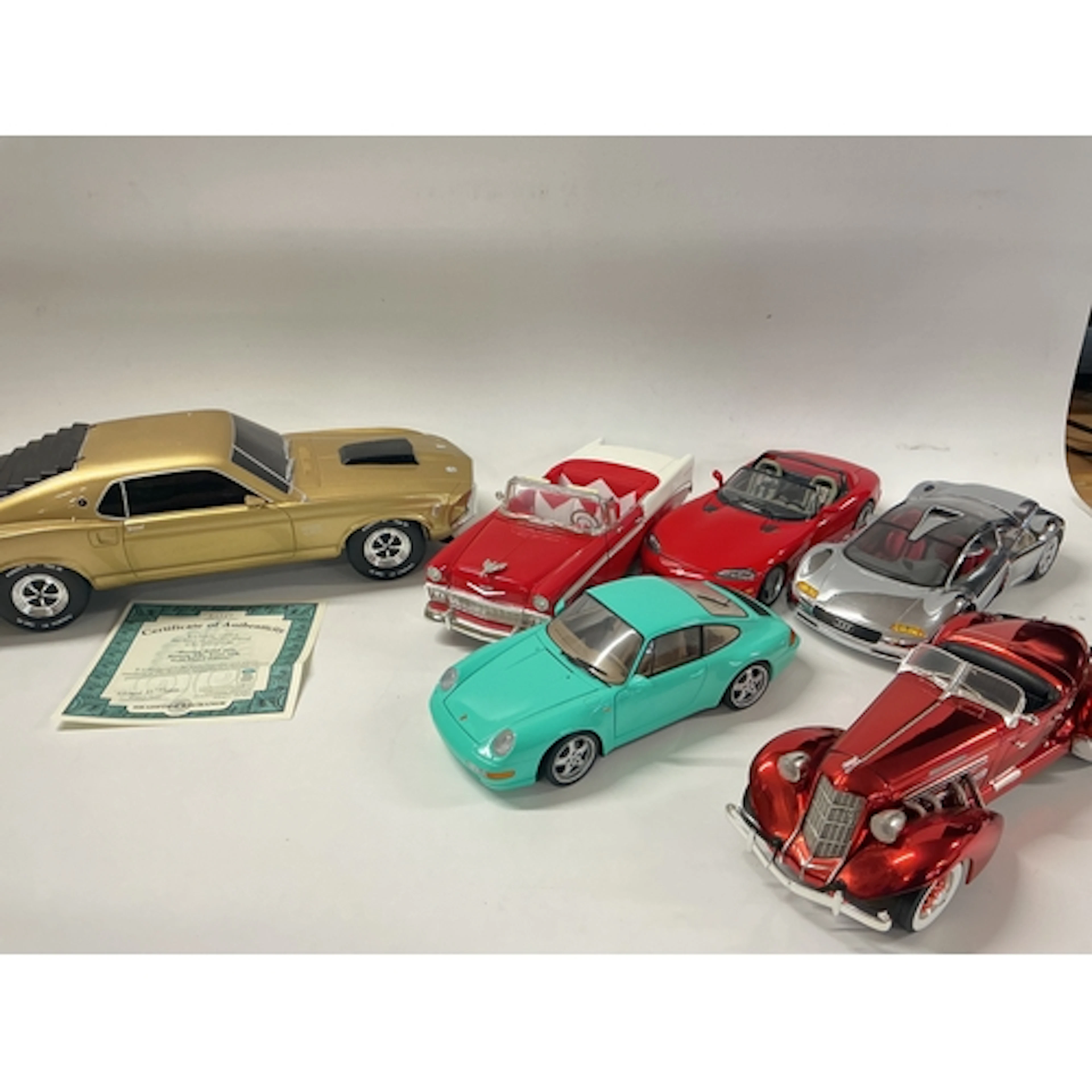 A Collection Of Loose 1/18 Scale Diecast Cars ars And A Bedf...