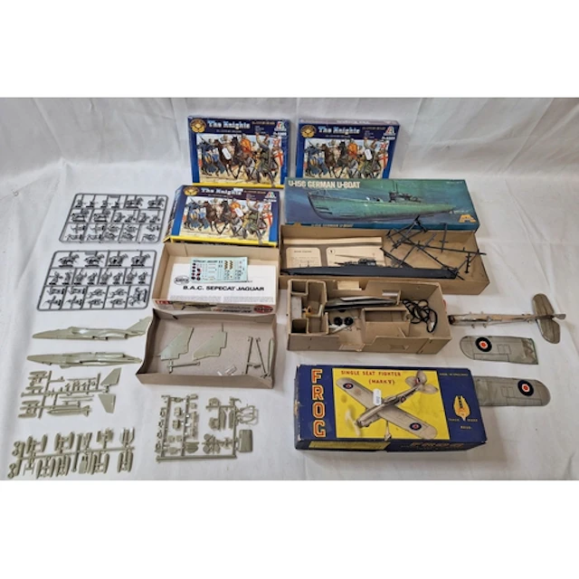 U15 German U-Boat Aurora plastic model kit, The Knights Hist...
