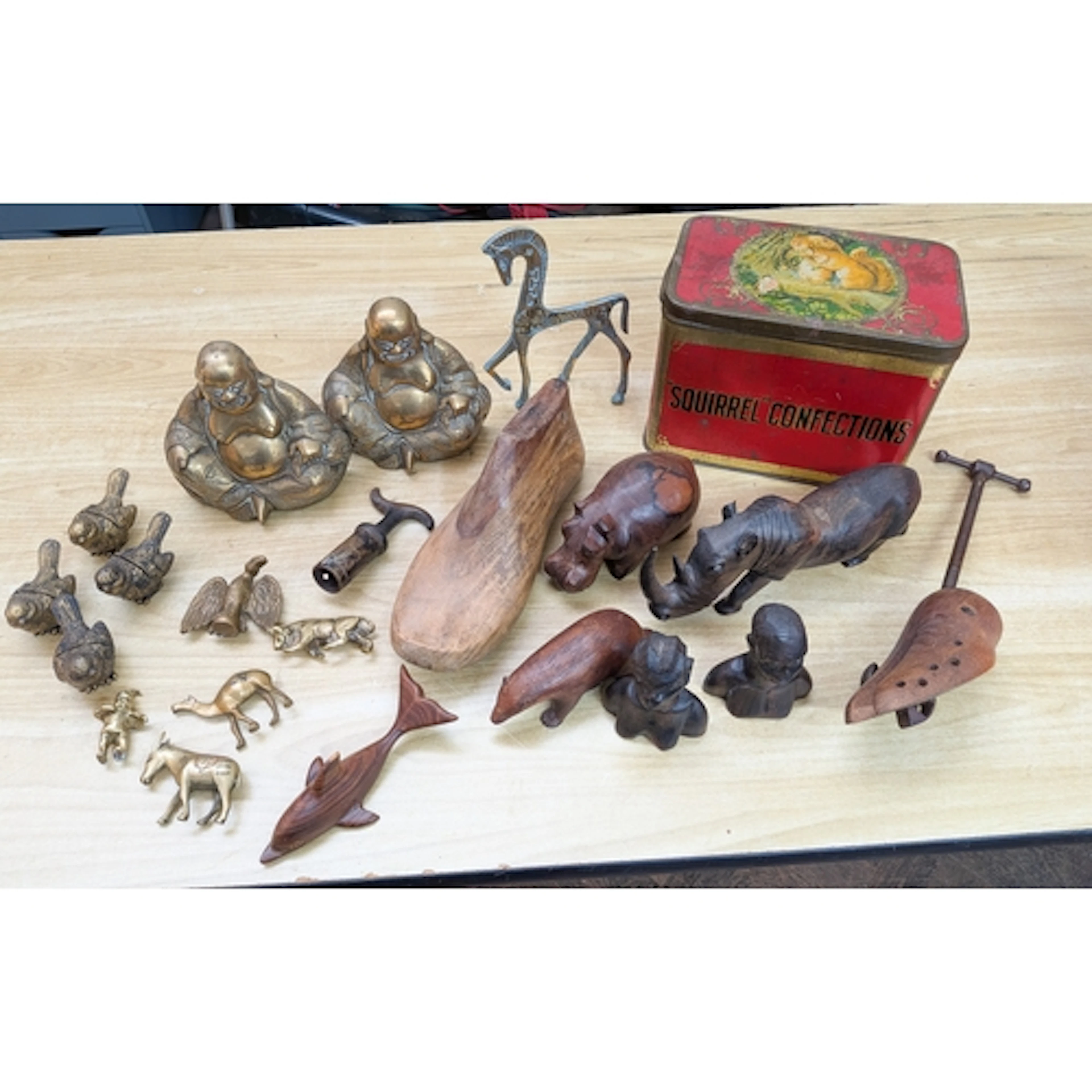 Collectables to include a pair of brass seated buddha booken...