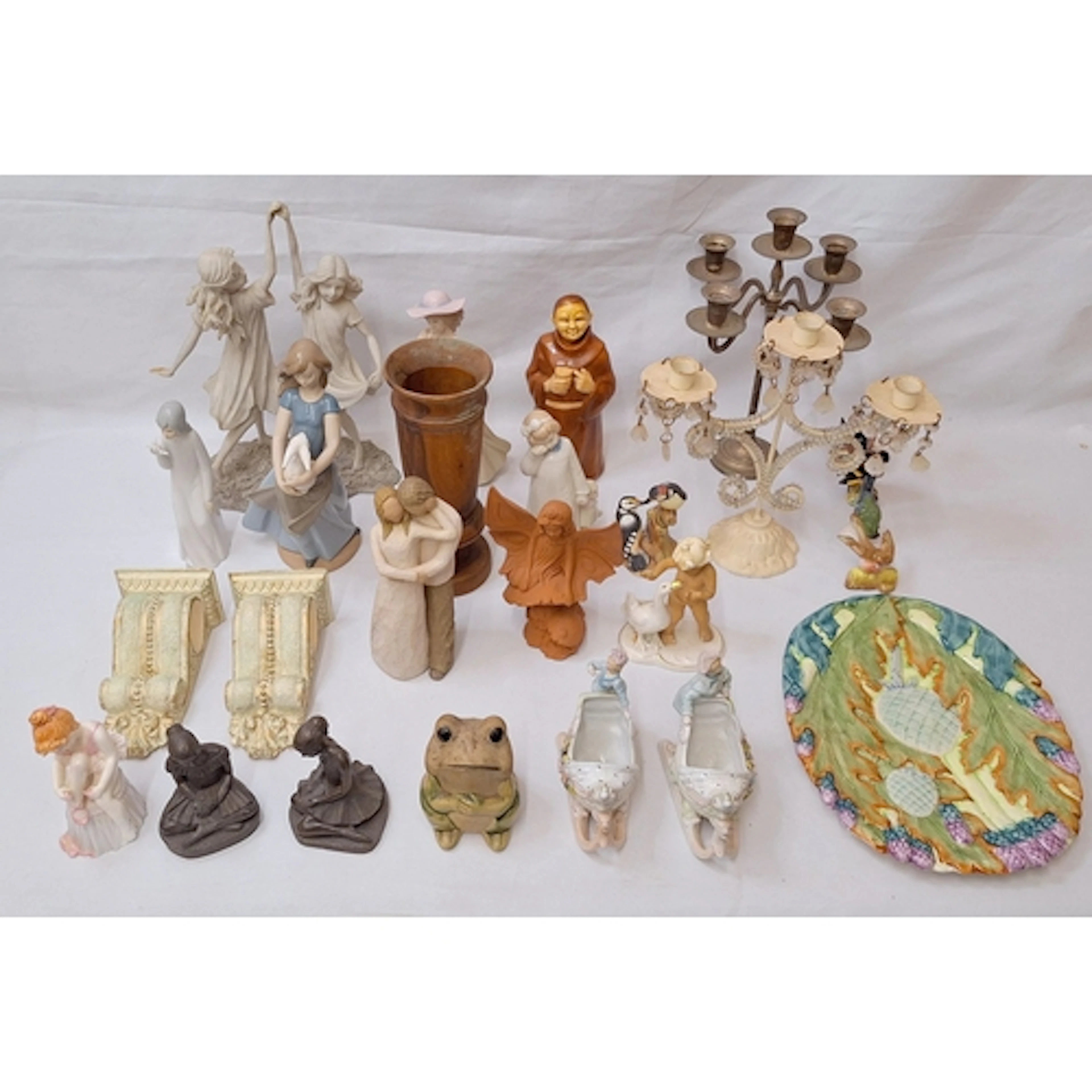 Past Times Figurine 2 Young Girls, ceramic figurines incl. N...
