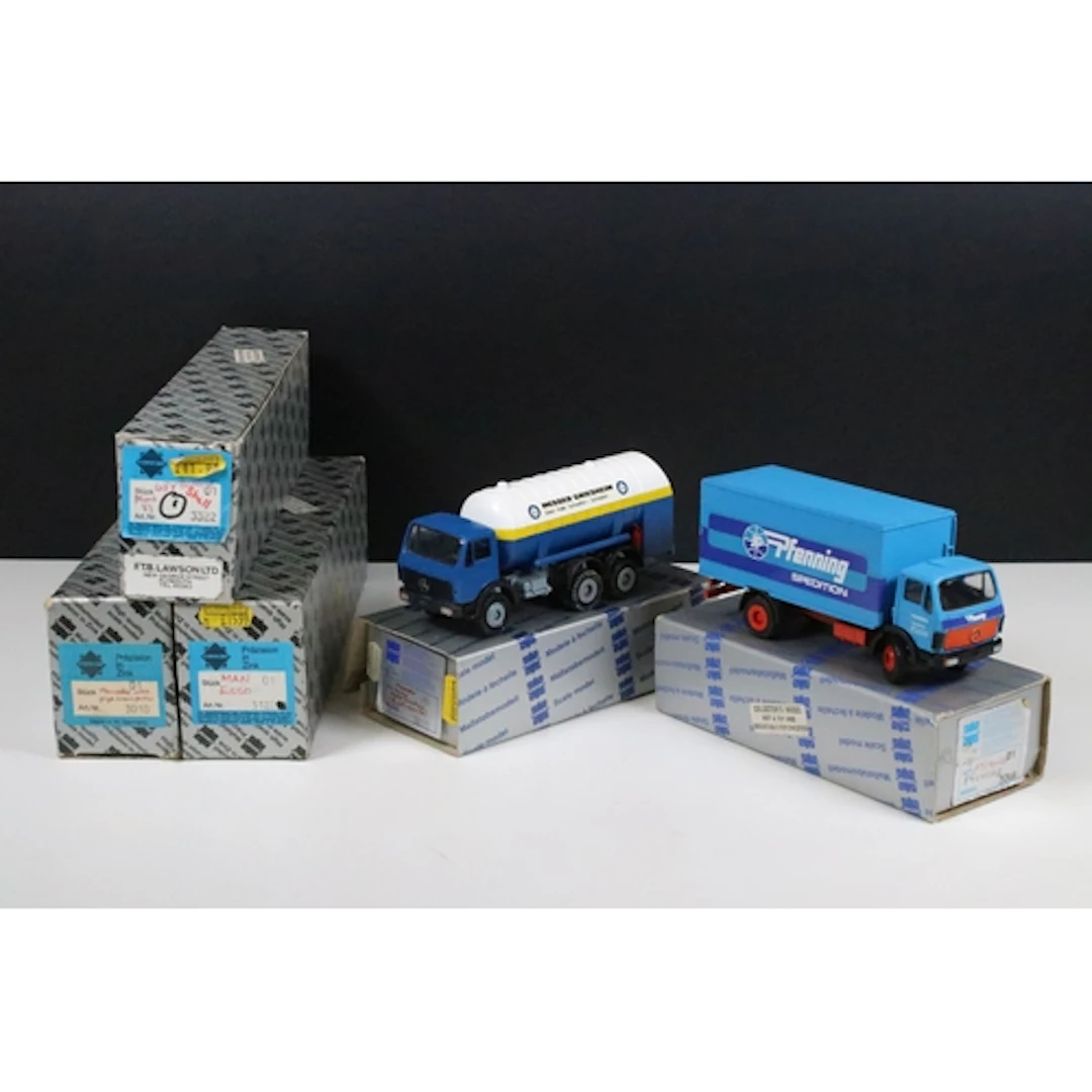Five boxed Conrad commercial diecast models to include No. 3...